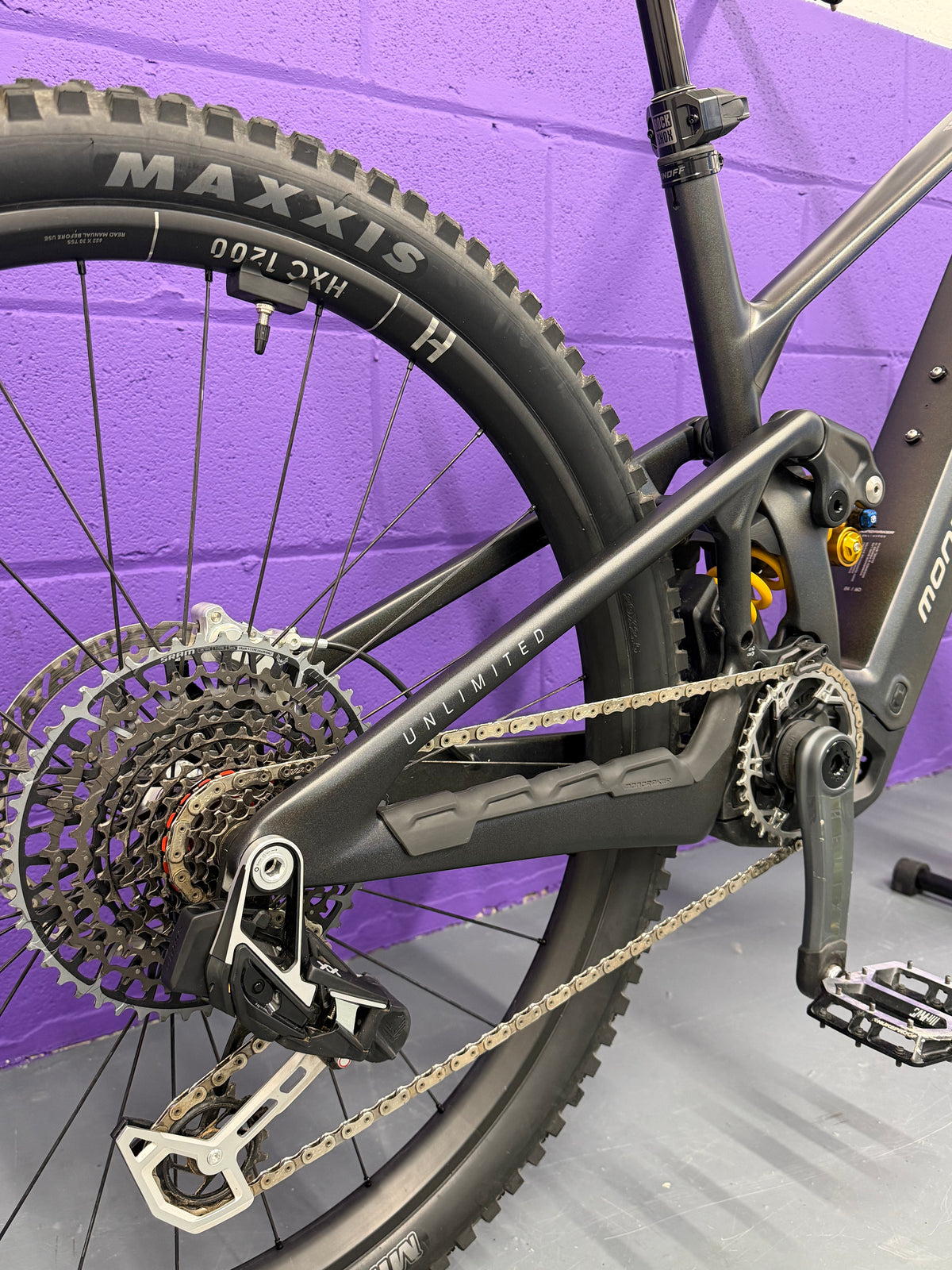 M/L - 2026 Mondraker Crafty Unlimited Icon 24/60 - 78 MILES / EMTB / E-BIKE / MTB