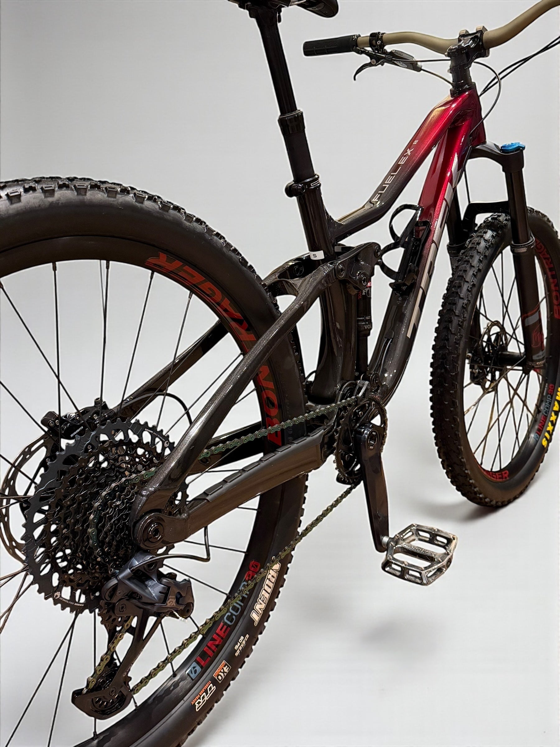 Small / Trek Fuel EX8 Full Suspension Mountain Bike / MTB / Fox