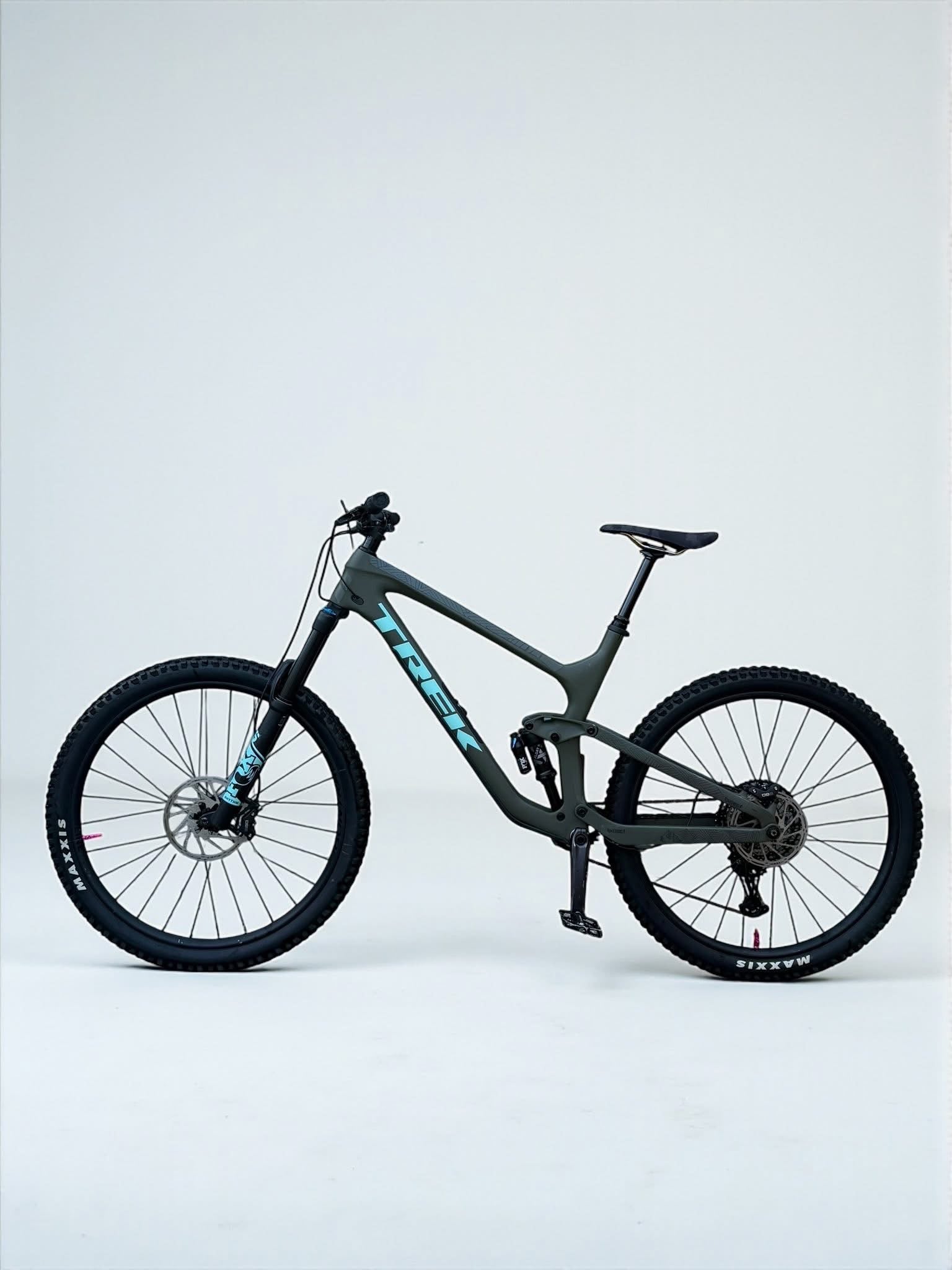 XL - Trek Slash 9.8 XT