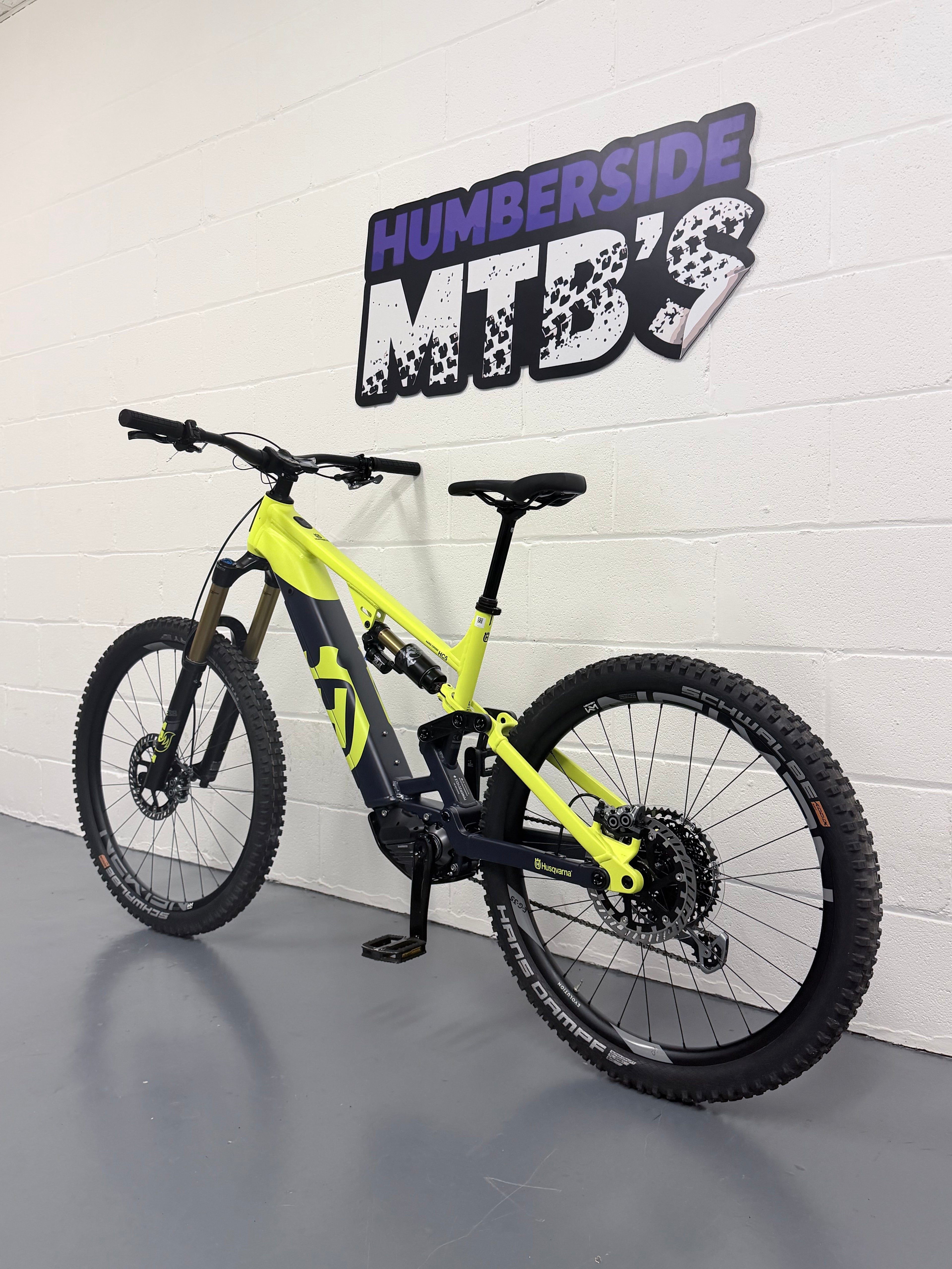LARGE - 99 MILES! - HUSQVARNA HC5 FULL SUSPENSION ELECTRIC MOUNTAIN BIKE - EMTB - MTB