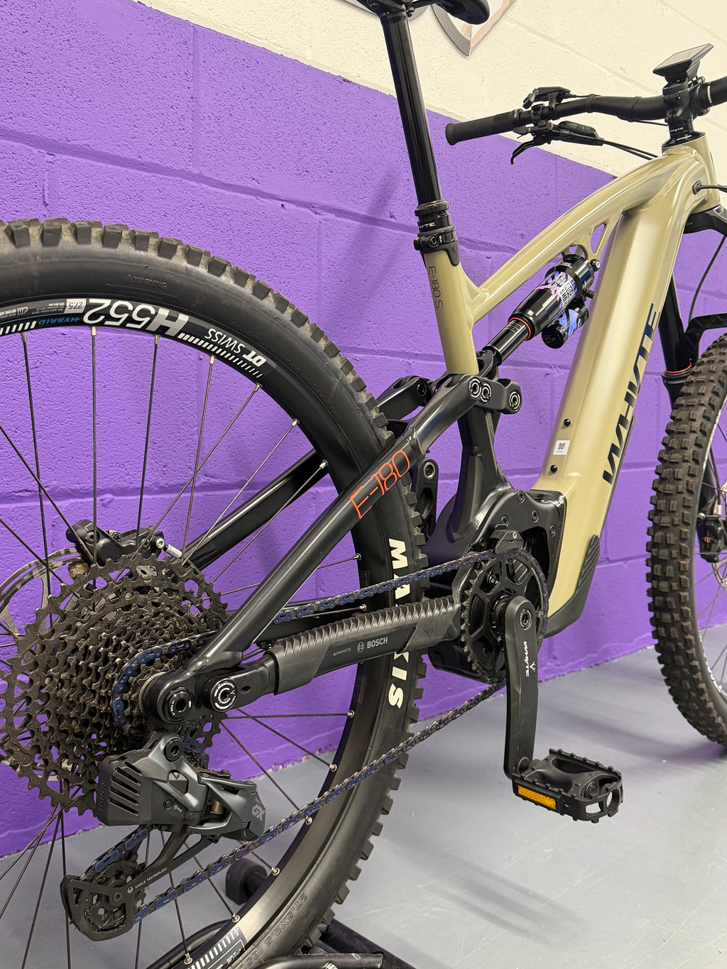 Medium - 2025 WHYTE E180S - EMTB