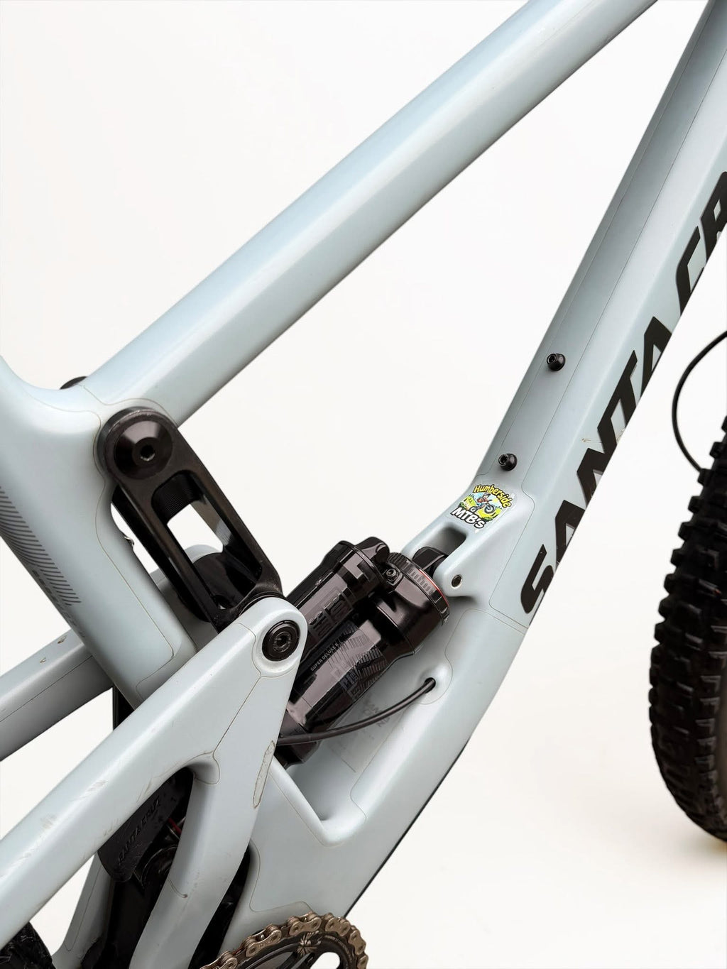 Large - Santa Cruz Bronson C