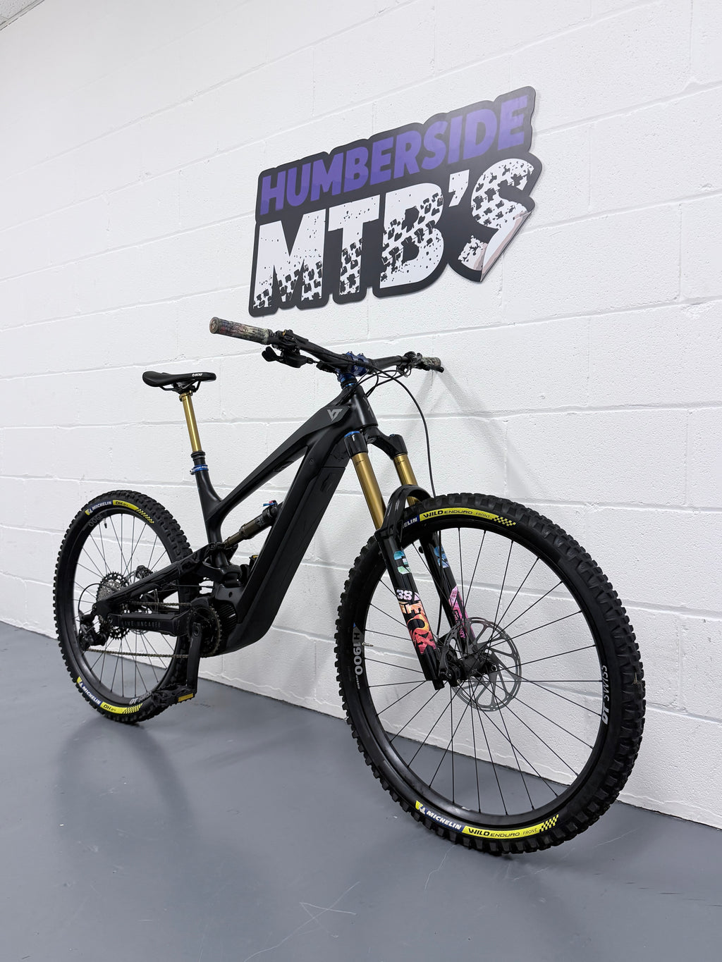 Large - 459 Miles - YT Decoy MX Full Suspension Electric Mountain Bike - EMTB - MTB