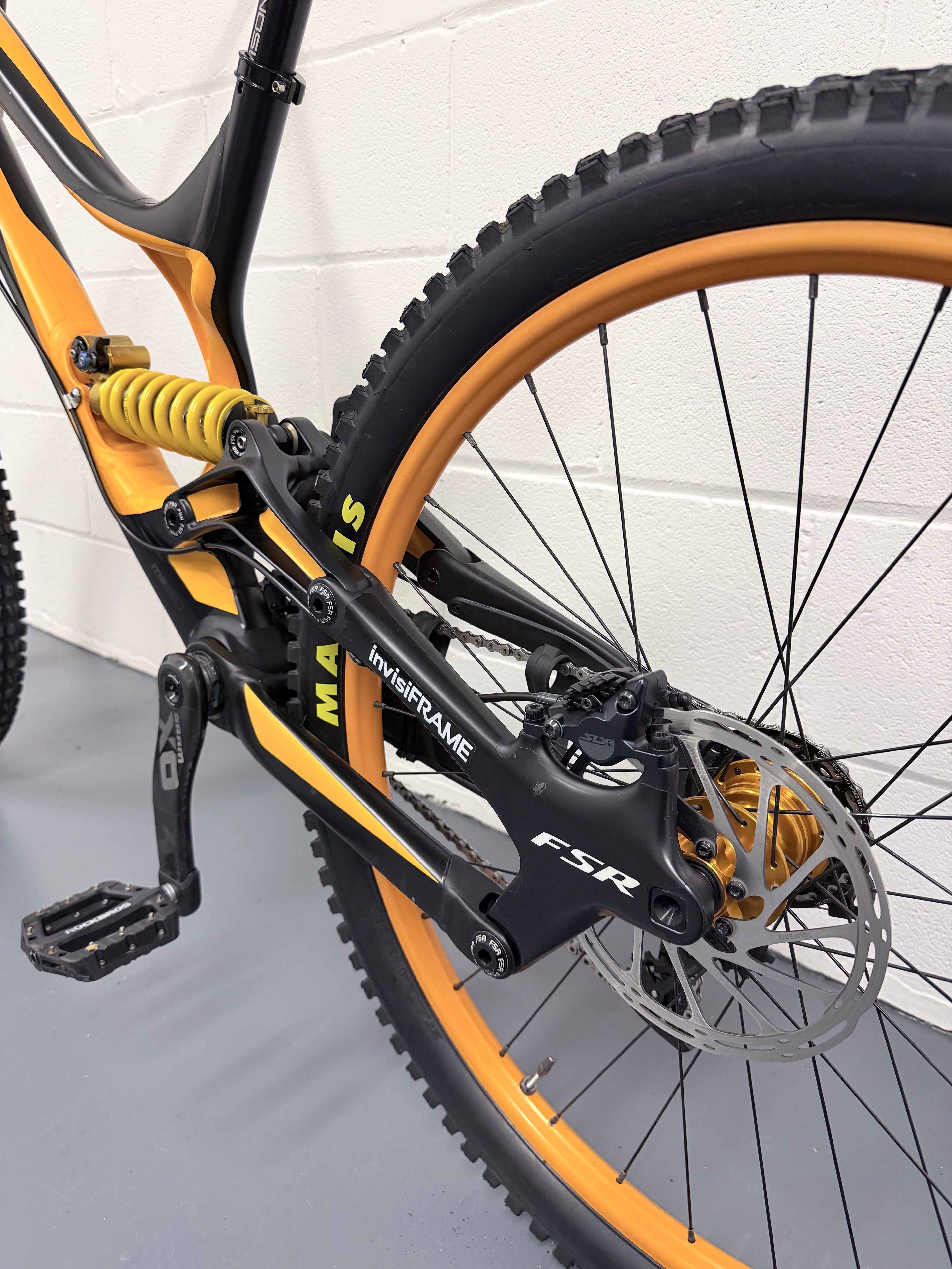 2017 Specialized Demo 8 Full Suspension Mountain Bike - MTB - DH