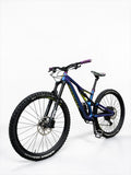 Medium - Specialized Stumpjumper Comp