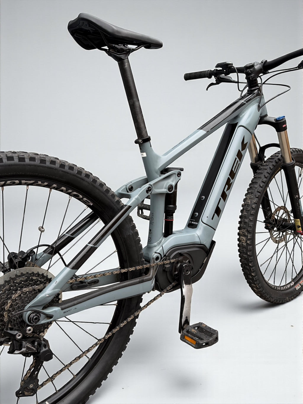 Medium / Trek Powerfly FS 4 Full Suspension Mountain Bike / EMTB / MTB