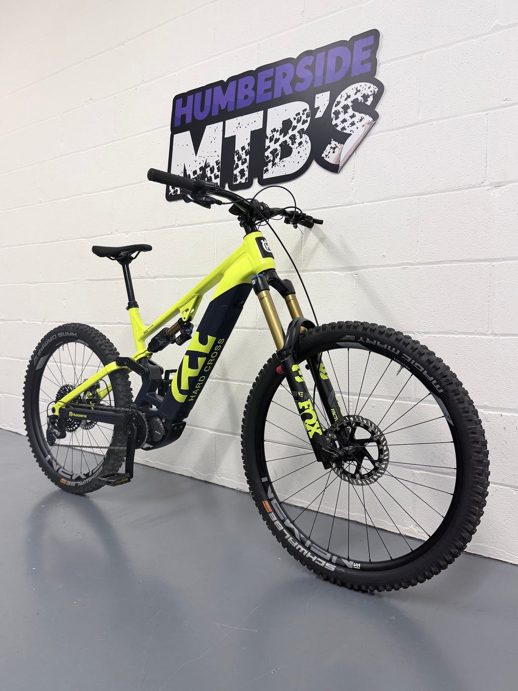 LARGE - 99 MILES! - HUSQVARNA HC5 FULL SUSPENSION ELECTRIC MOUNTAIN BIKE - EMTB - MTB