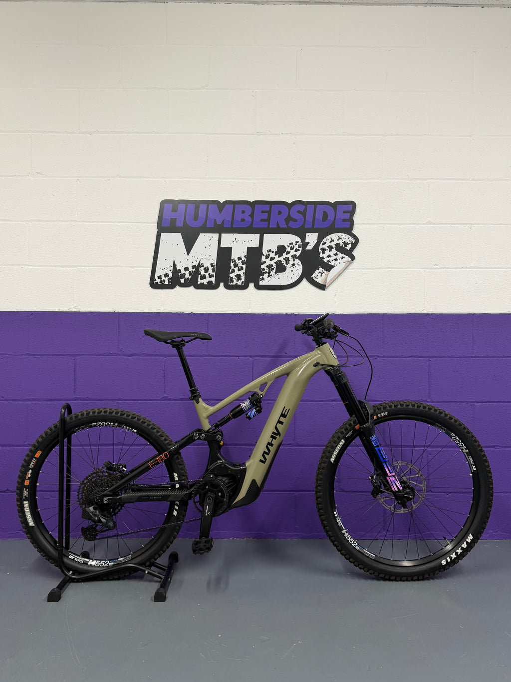 Medium - 2025 WHYTE E180S - EMTB
