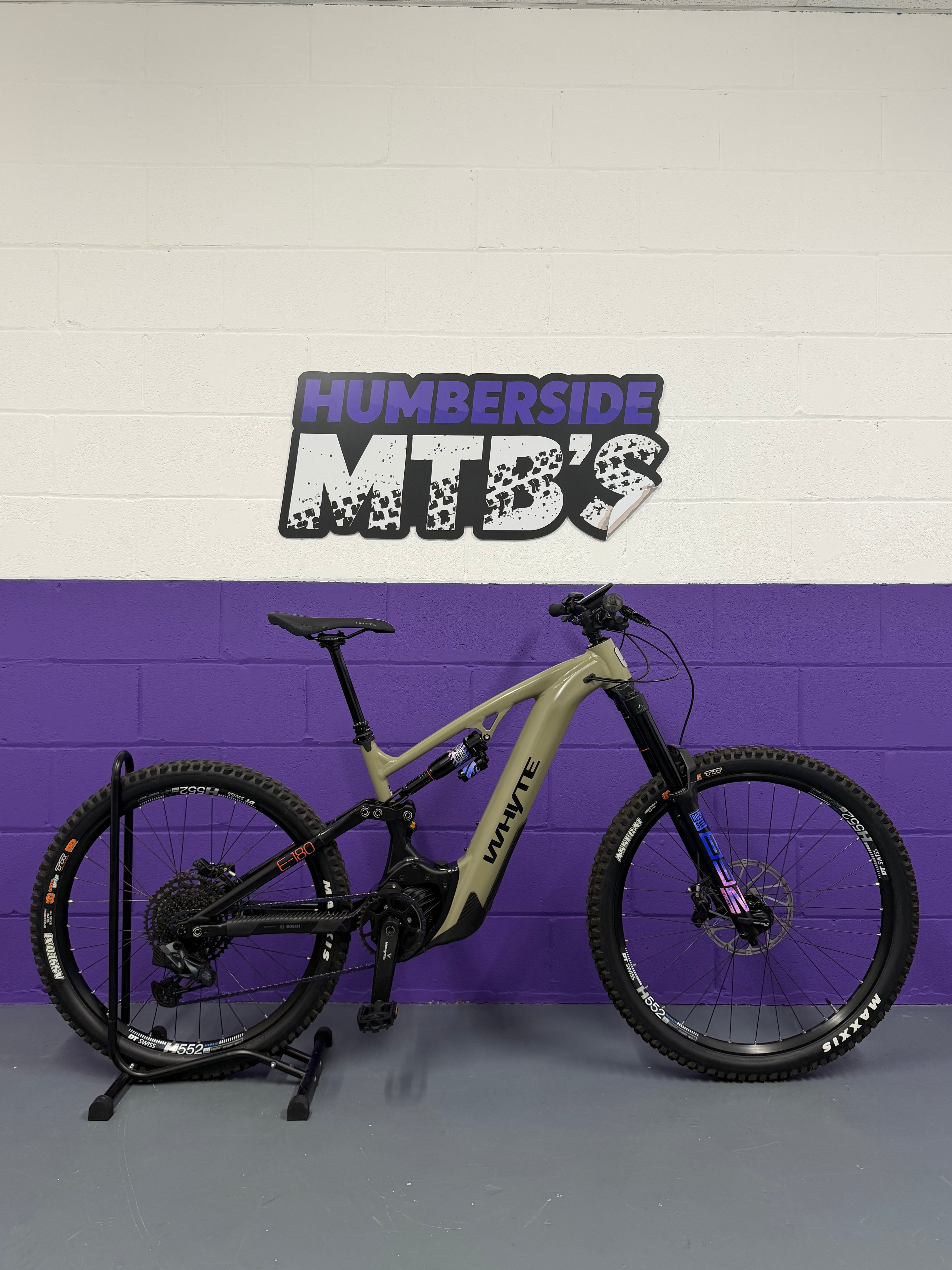 Medium - 2025 WHYTE E180S - EMTB