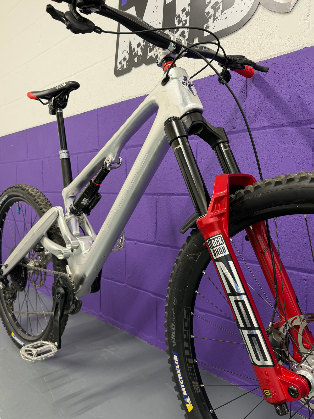 Medium - Pole Vikkela full suspension mountain bike - UPGRADED - SUPER RARE