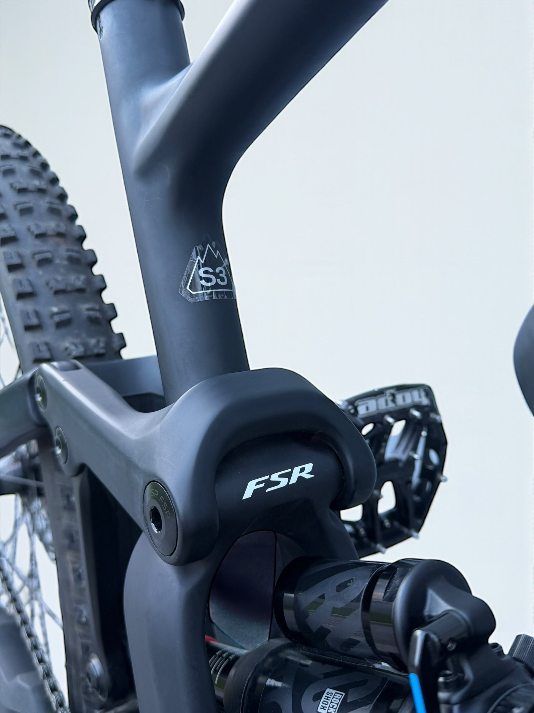 S3 / Specialized S-Works Enduro Full Suspension Mountain Bike / MTB /