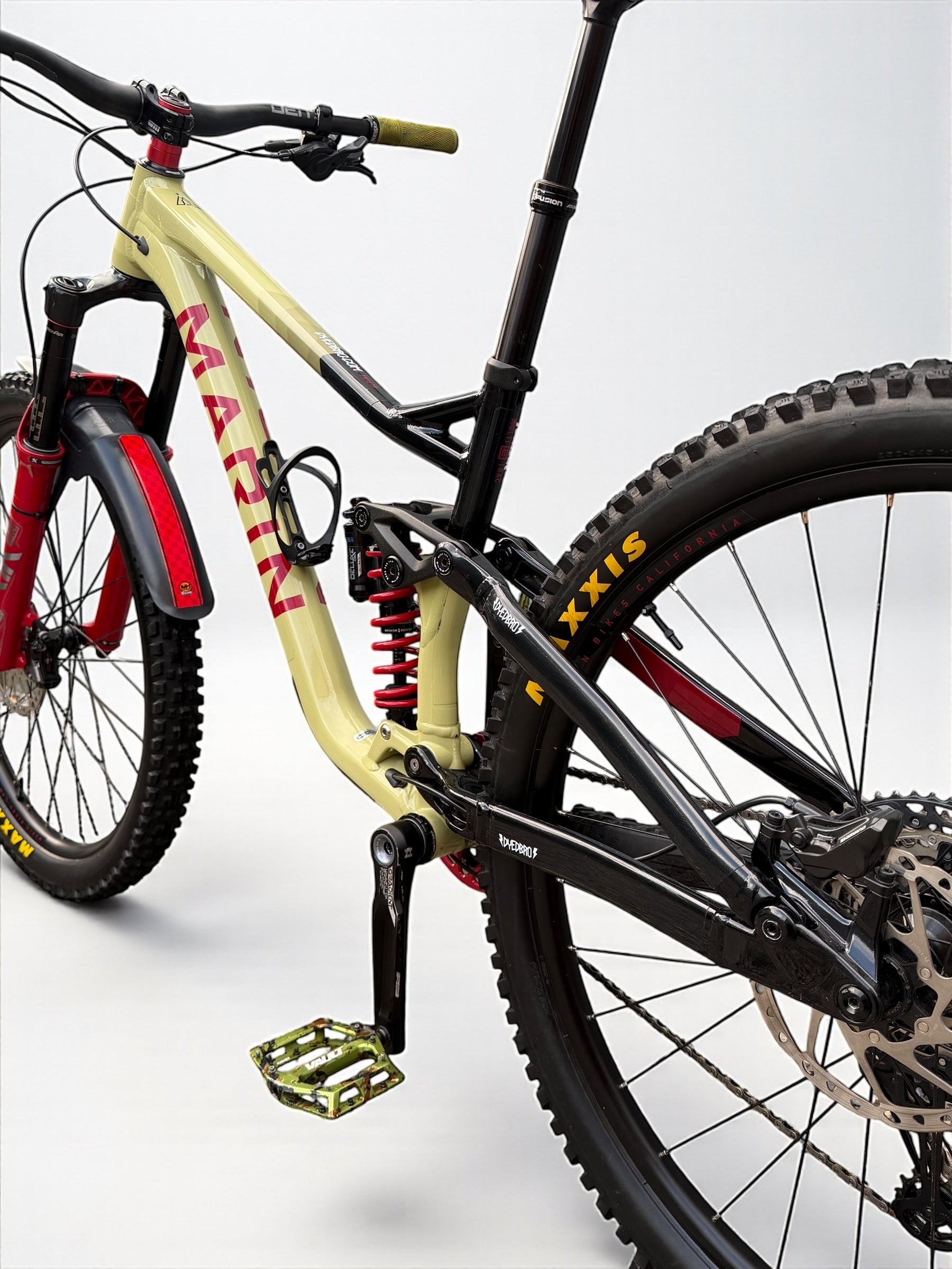 Large / Marin Alpine Trail XR Full Suspension Mountain Bike / MTB / ROCKSHOX