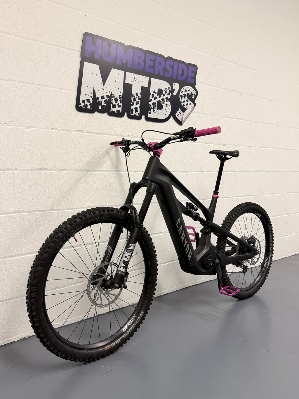 Large - 2024 Canyon Strive: ON CFR Underdog Full Suspension Electric Mountain Bike - EMTB