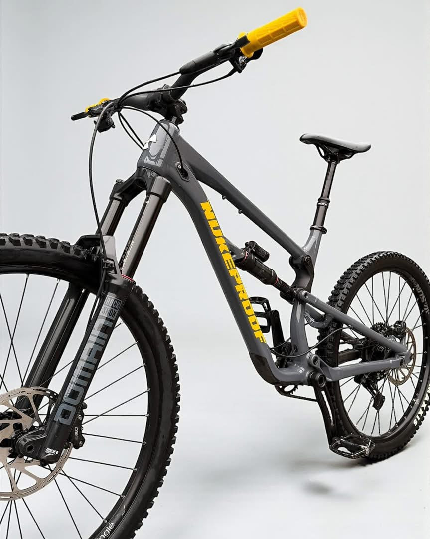 Large - Nukeproof Mega 290 Comp