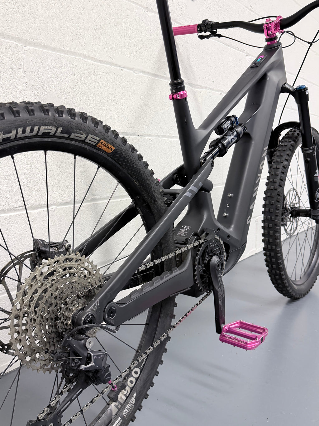 Large - 2024 Canyon Strive: ON CFR Underdog Full Suspension Electric Mountain Bike - EMTB