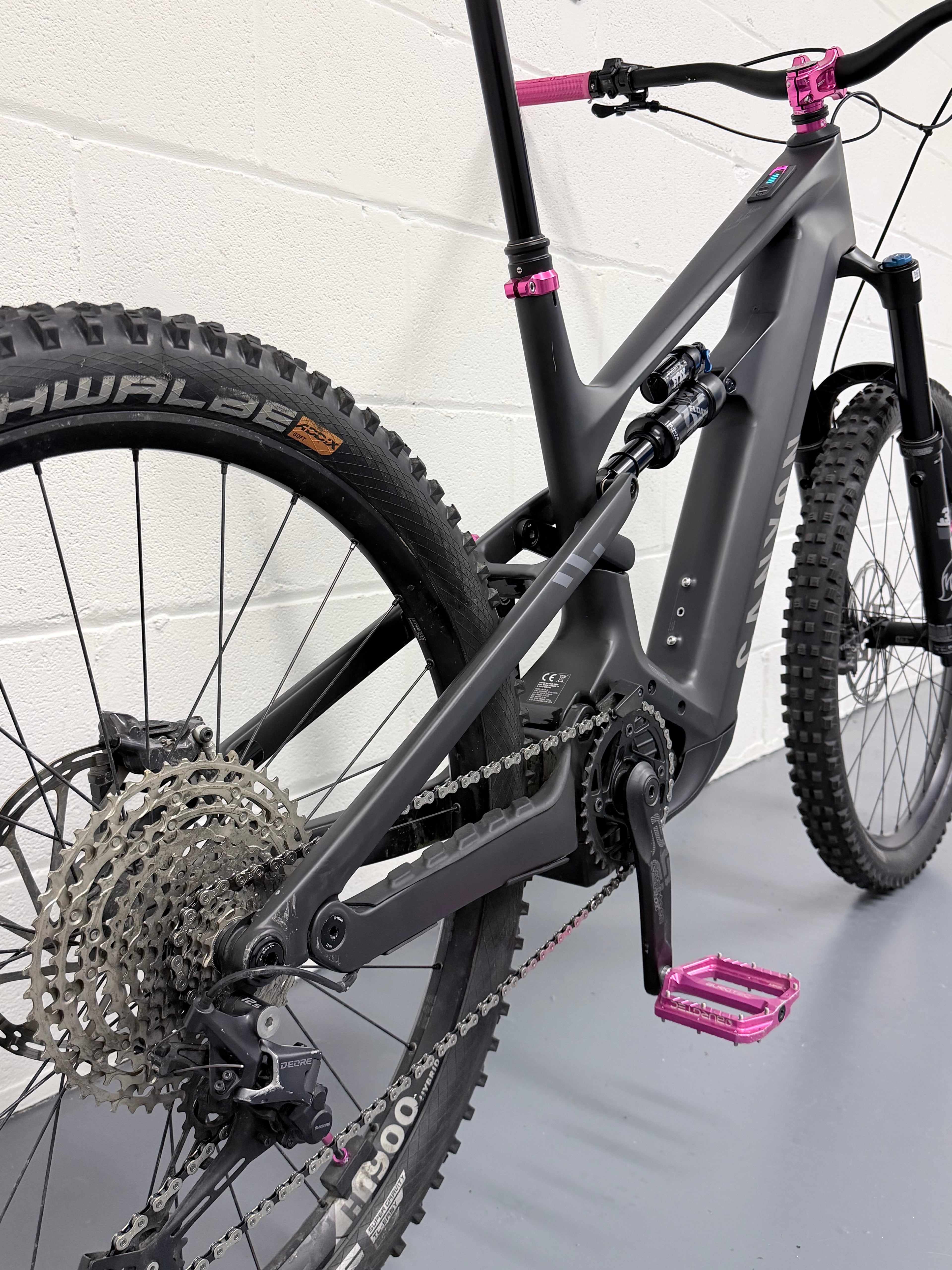 Large - 2024 Canyon Strive: ON CFR Underdog Full Suspension Electric Mountain Bike - EMTB