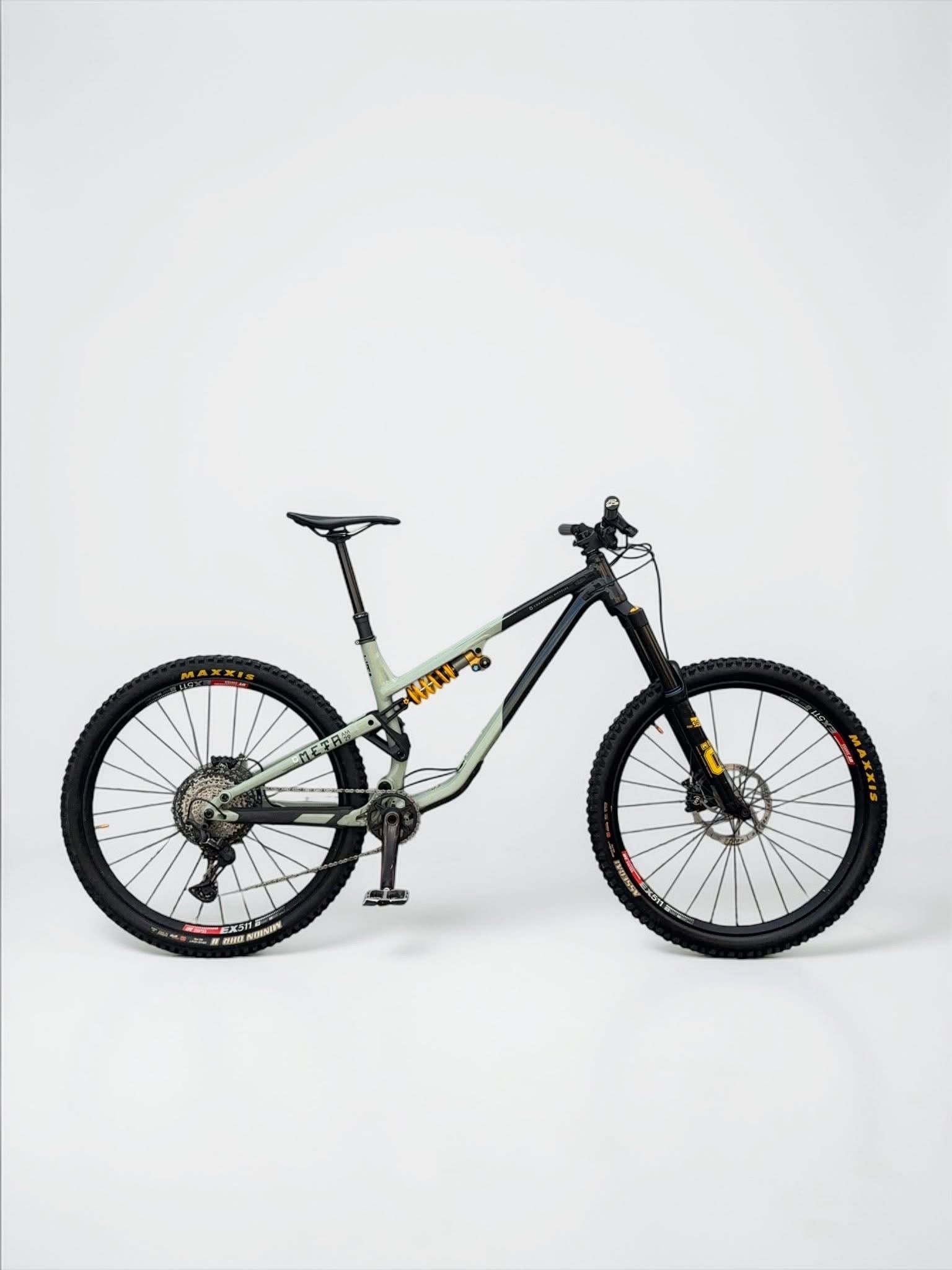 Large - Commencal Meta AM 29 Öhlins Edition