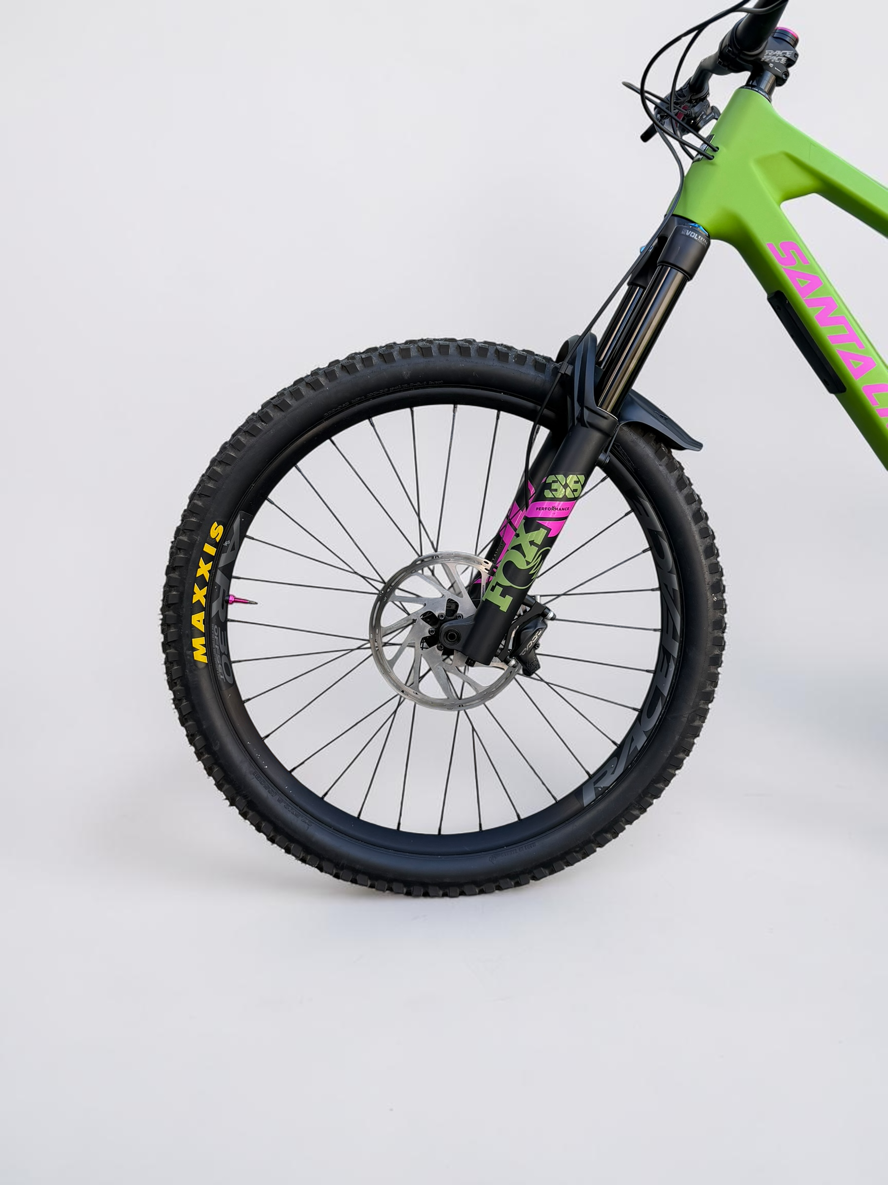 XL - Santa Cruz Nomad 5 C S