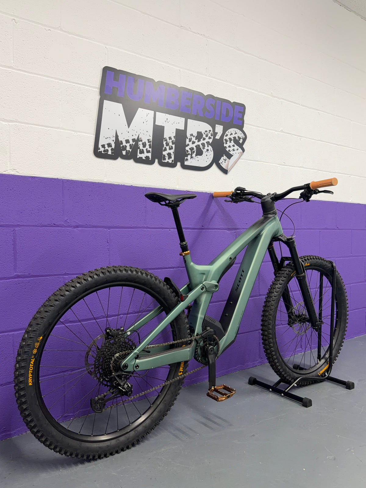 Large / 2024 Scott Patron eRIDE 930 / EMTB / E-BIKE / MTB
