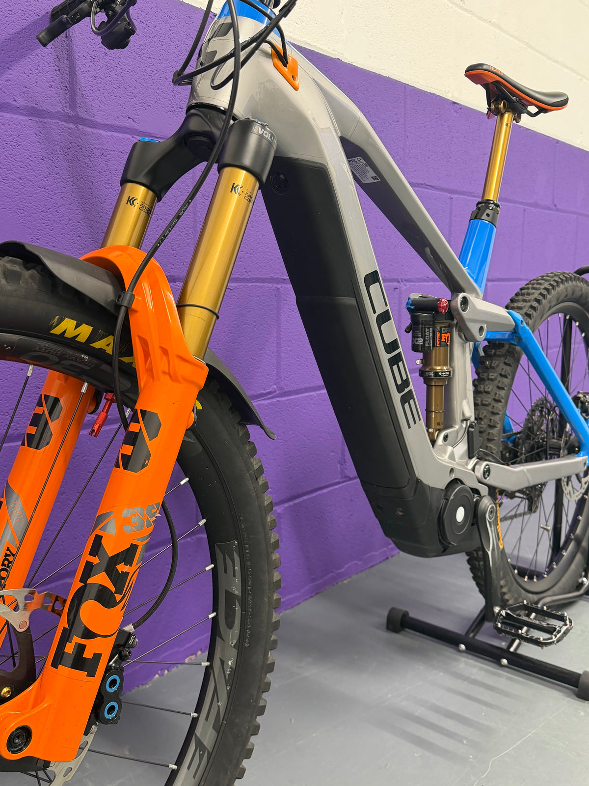 Large / Cube Stereo Hybrid 160 ActionTeam / EMTB / E-BIKE / MTB