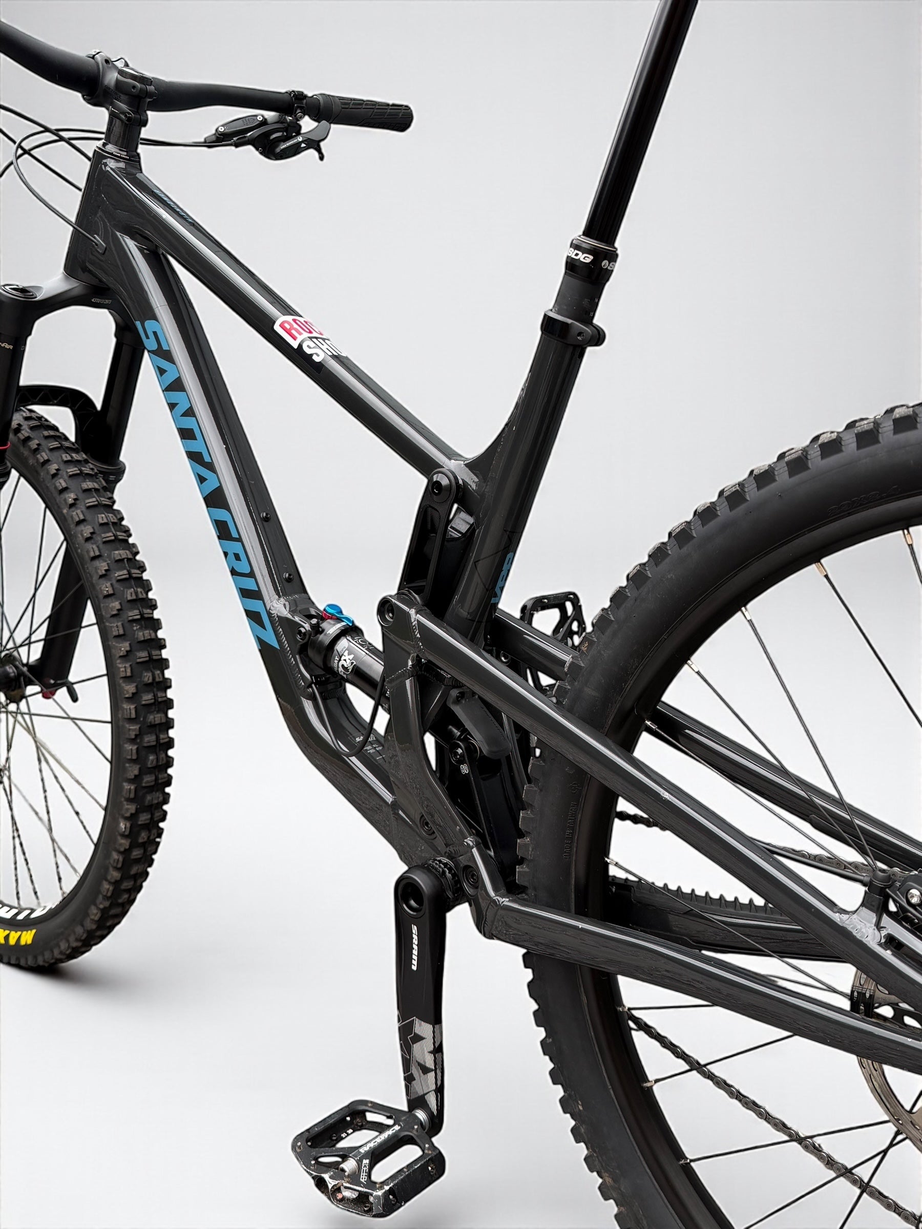 XL / Santa Cruz Hightower R Full Suspension Mountain Bike / LIKE NEW!