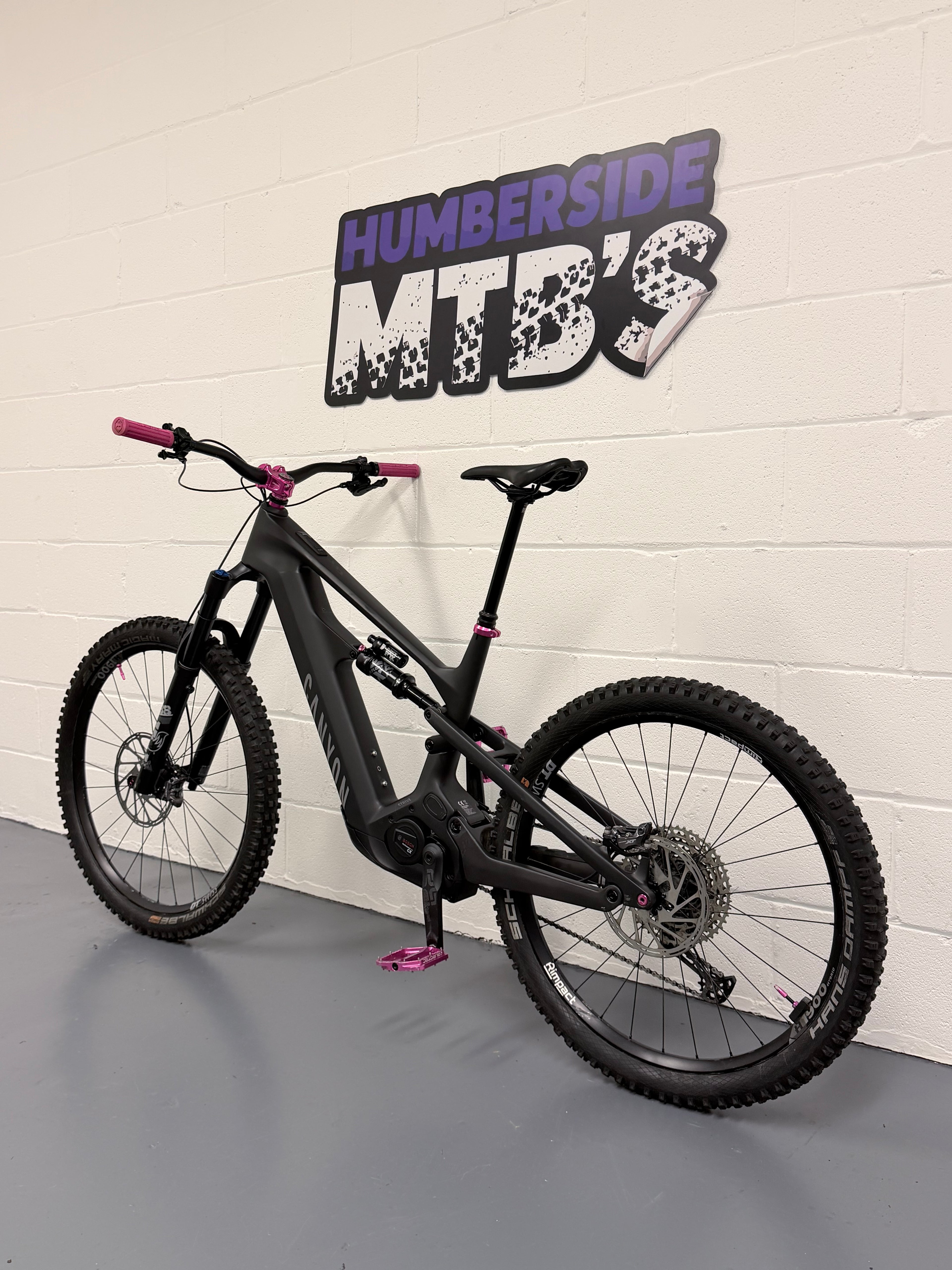 Large - 2024 Canyon Strive: ON CFR Underdog Full Suspension Electric Mountain Bike - EMTB