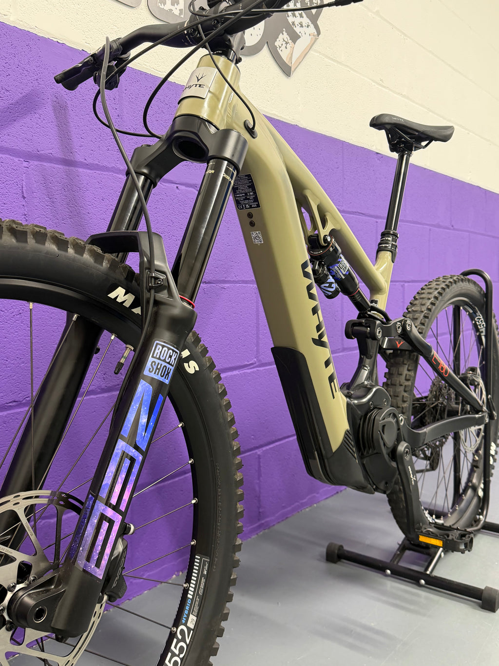 Medium - 2025 WHYTE E180S - EMTB