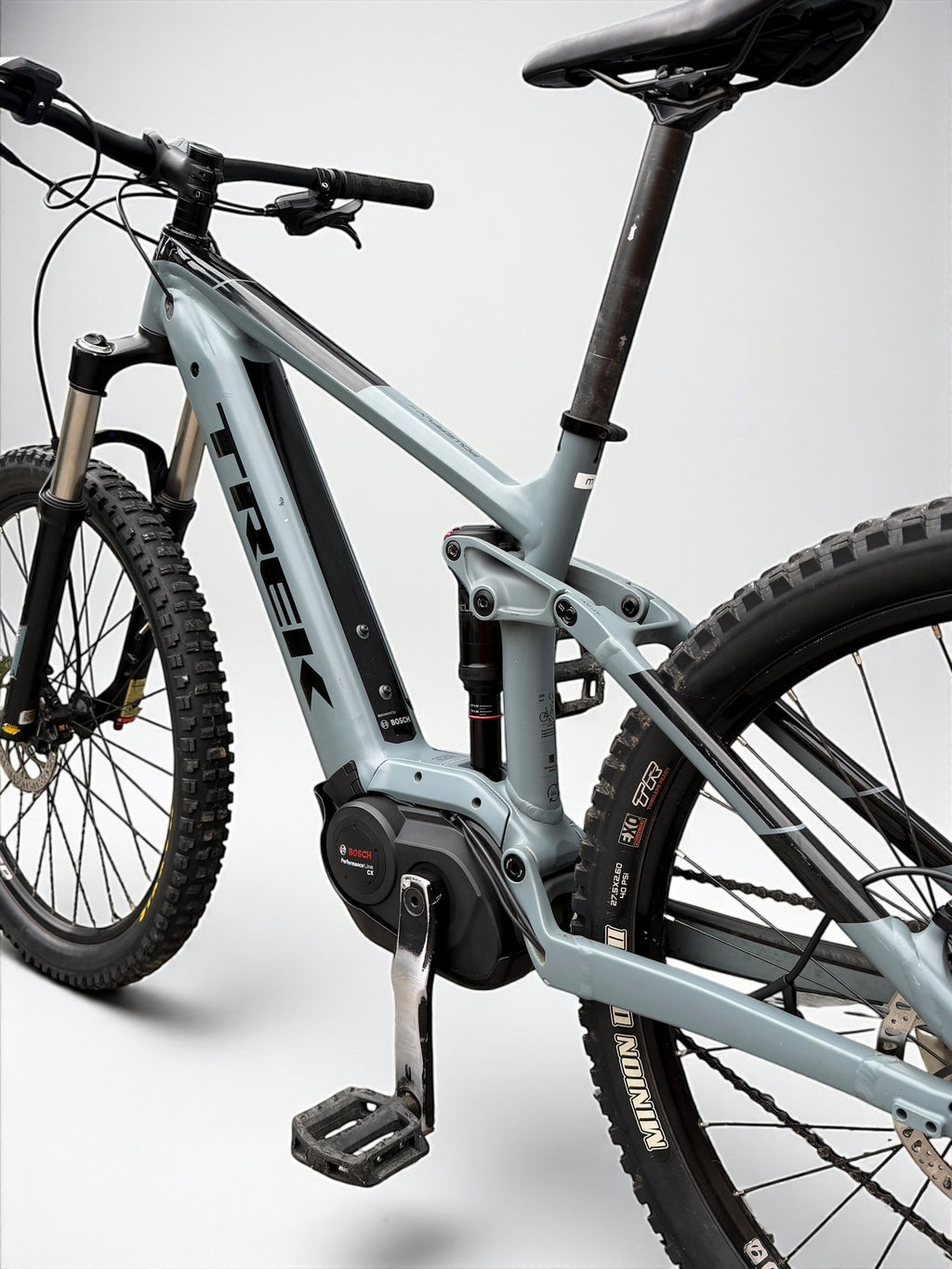 Medium / Trek Powerfly FS 4 Full Suspension Mountain Bike / EMTB / MTB