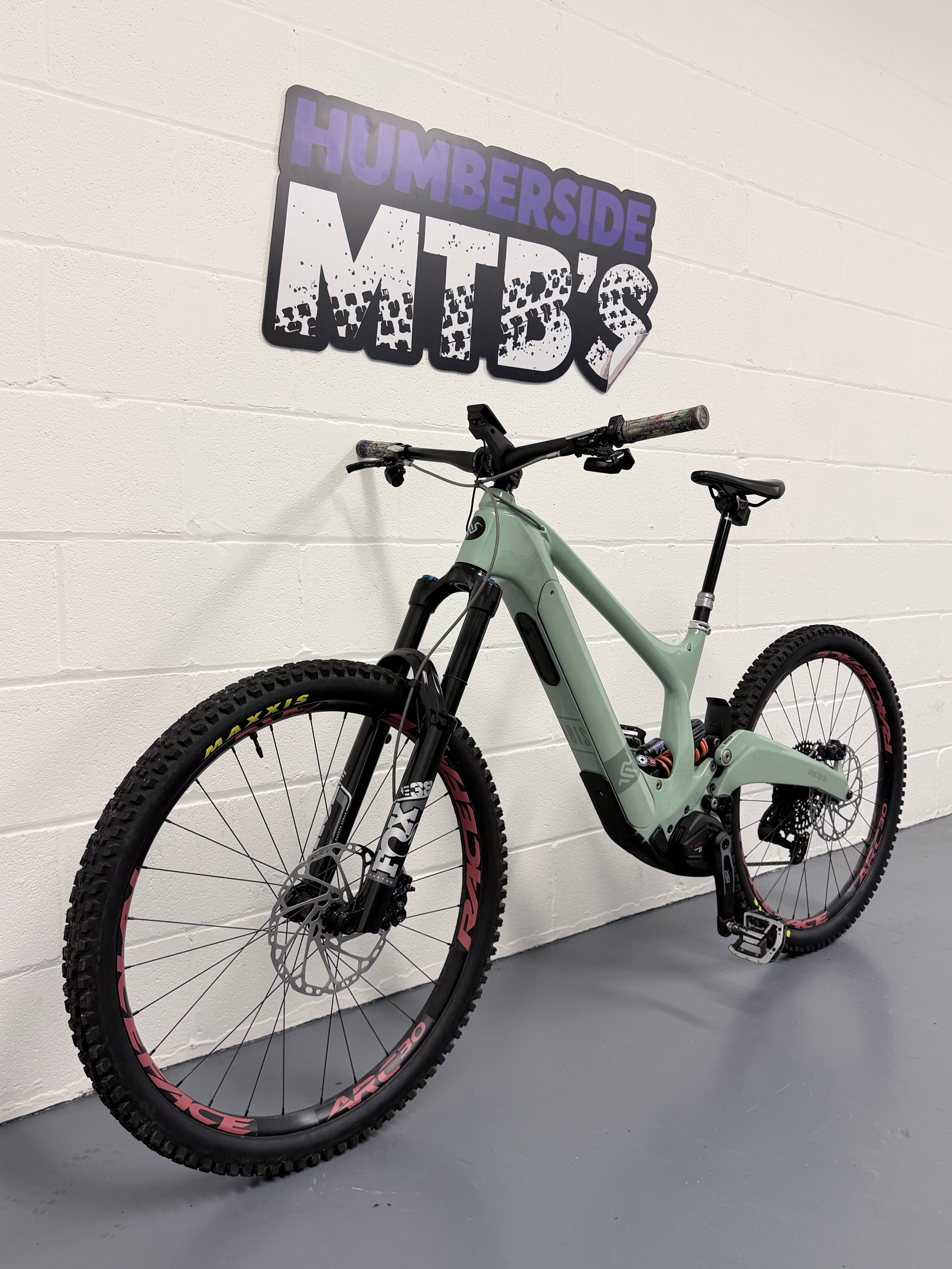 XL - 444 Miles - 2025 IBIS OSO 1.1 - UPGRADED Full Suspension Electric Mountain Bike - EMTB - MTB