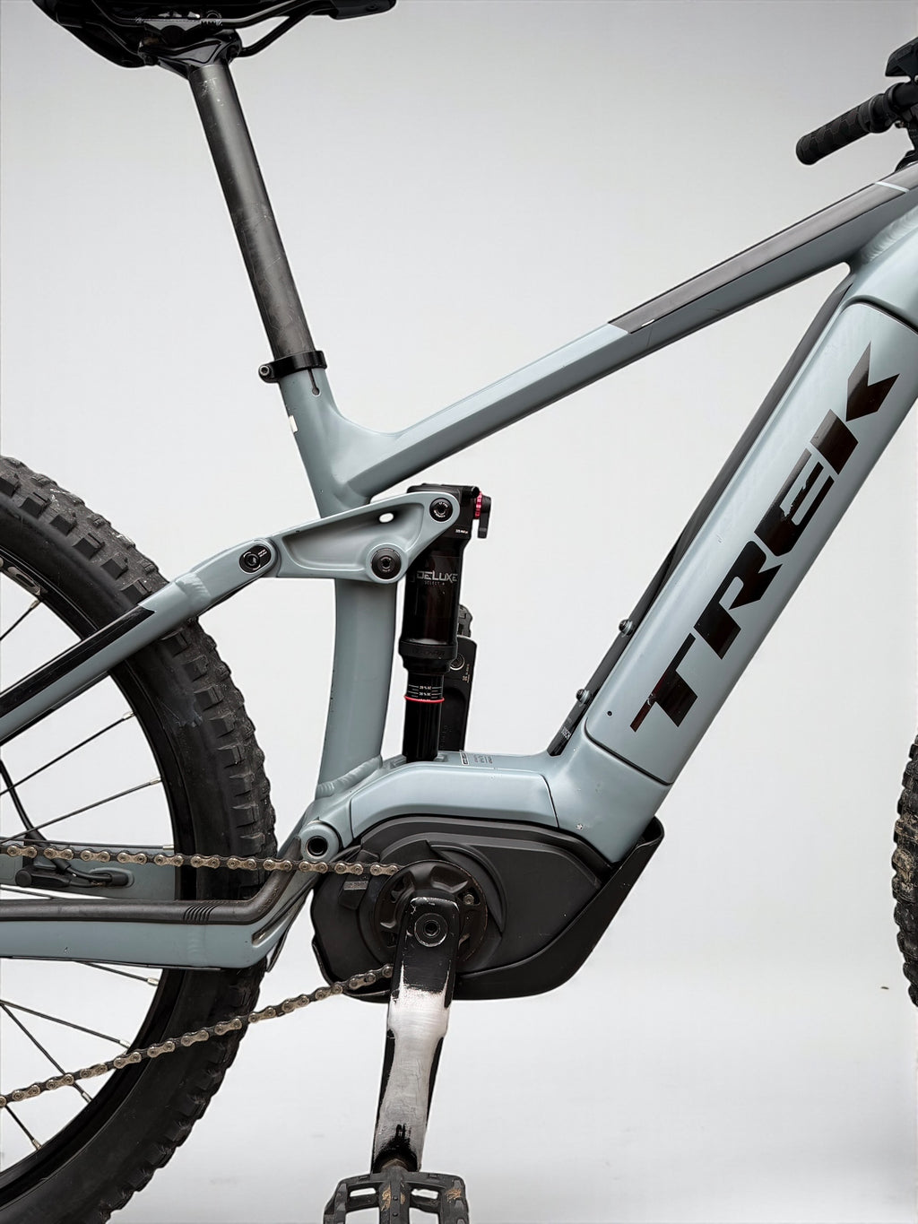 Medium / Trek Powerfly FS 4 Full Suspension Mountain Bike / EMTB / MTB