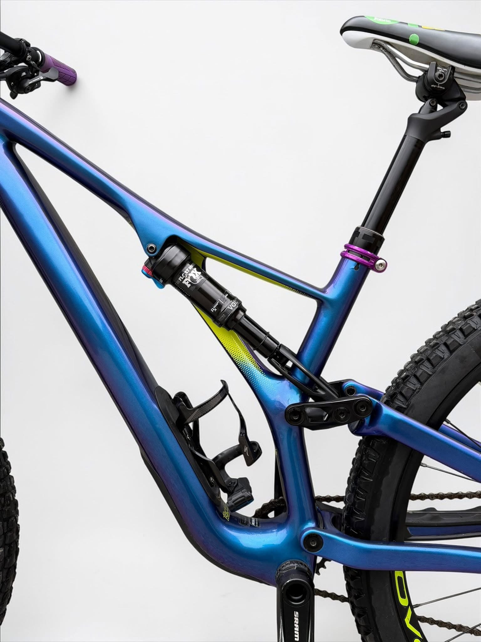 Medium - Specialized Stumpjumper Comp