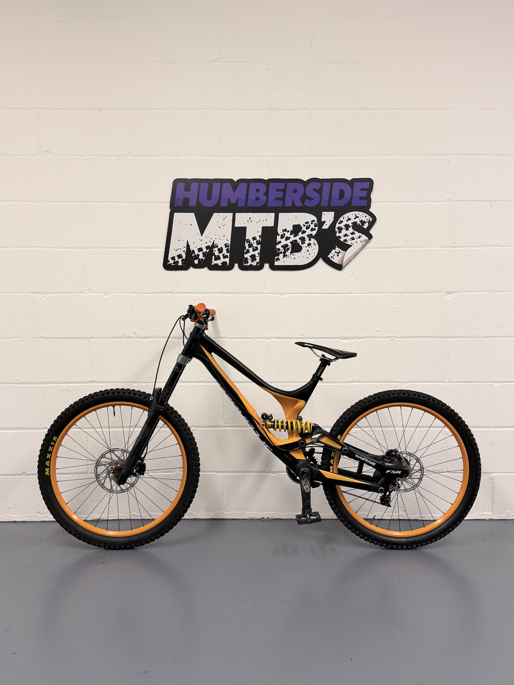 2017 Specialized Demo 8 Full Suspension Mountain Bike - MTB - DH