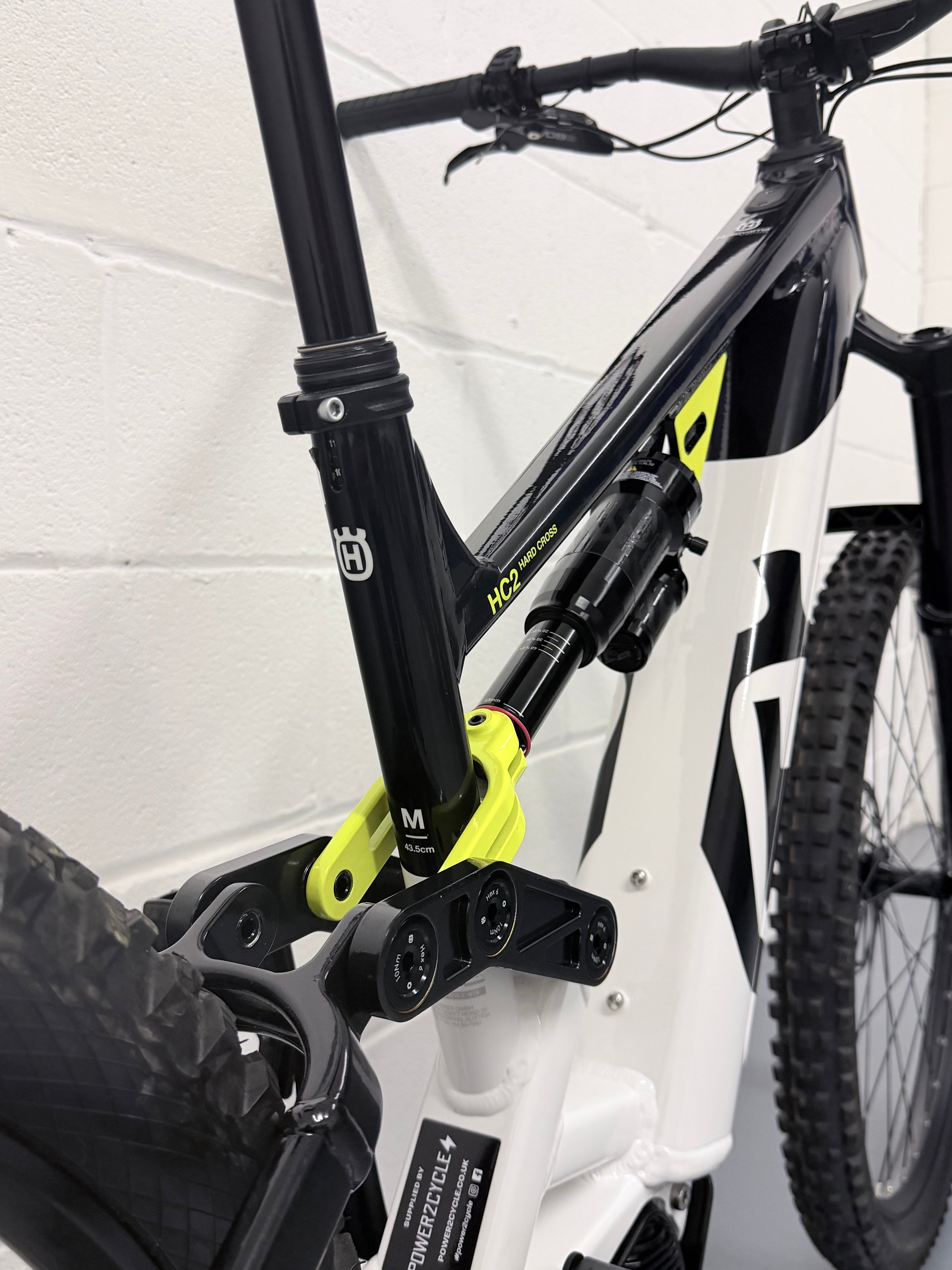 MEDIUM - 130 MILES! - HUSQVARNA HC2 FULL SUSPENSION ELECTRIC MOUNTAIN BIKE - EMTB - MTB