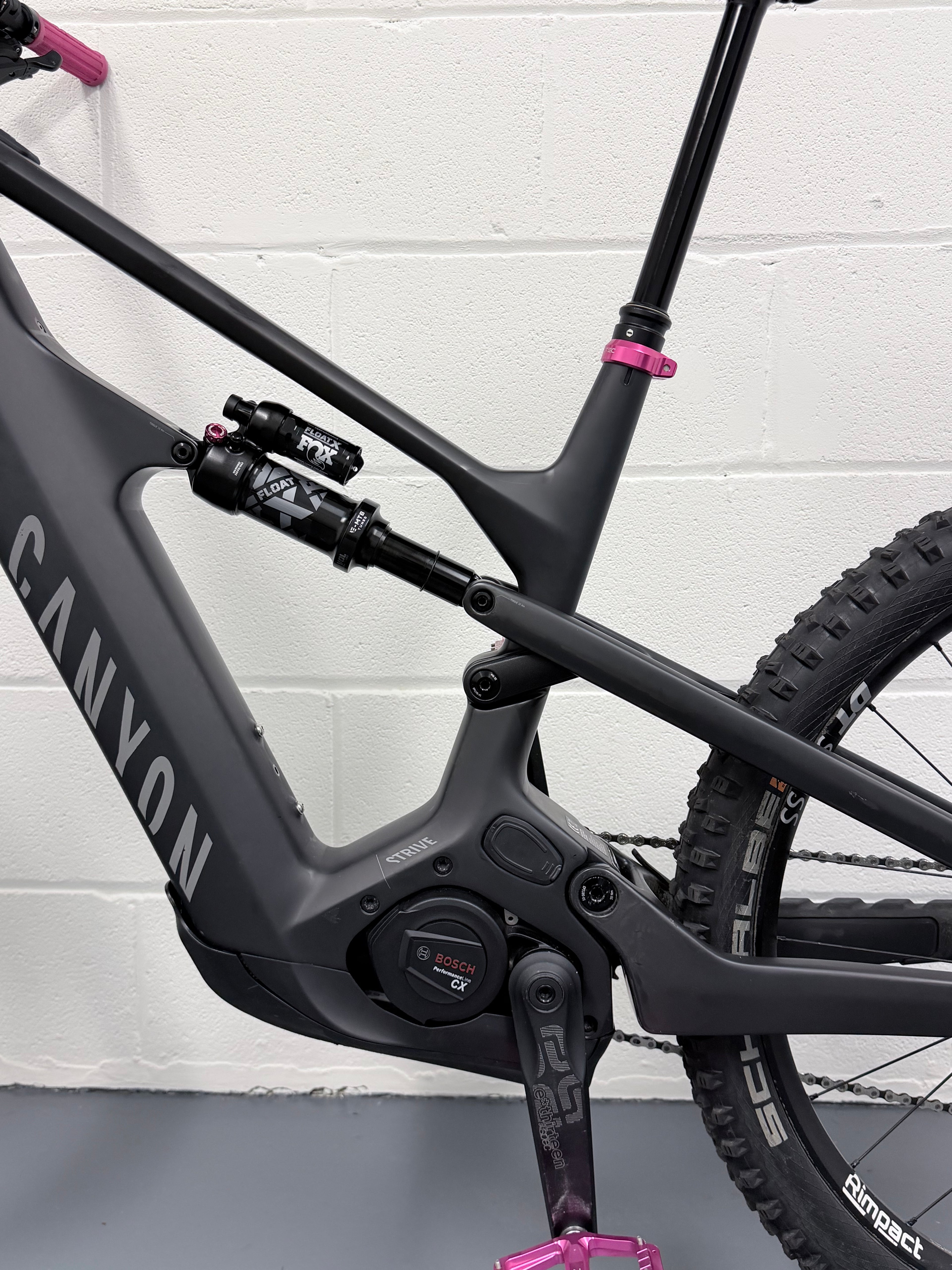 Large - 2024 Canyon Strive: ON CFR Underdog Full Suspension Electric Mountain Bike - EMTB