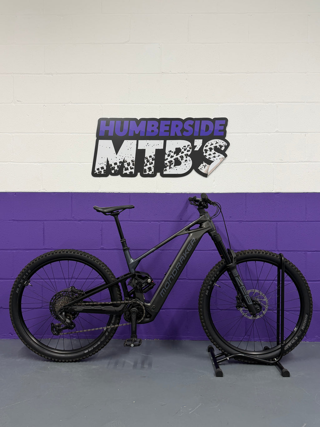 Medium / 2026 Mondraker Crafty Carbon S - 128 Miles Full Suspension Electric Mountain Bike / EMTB / MTB