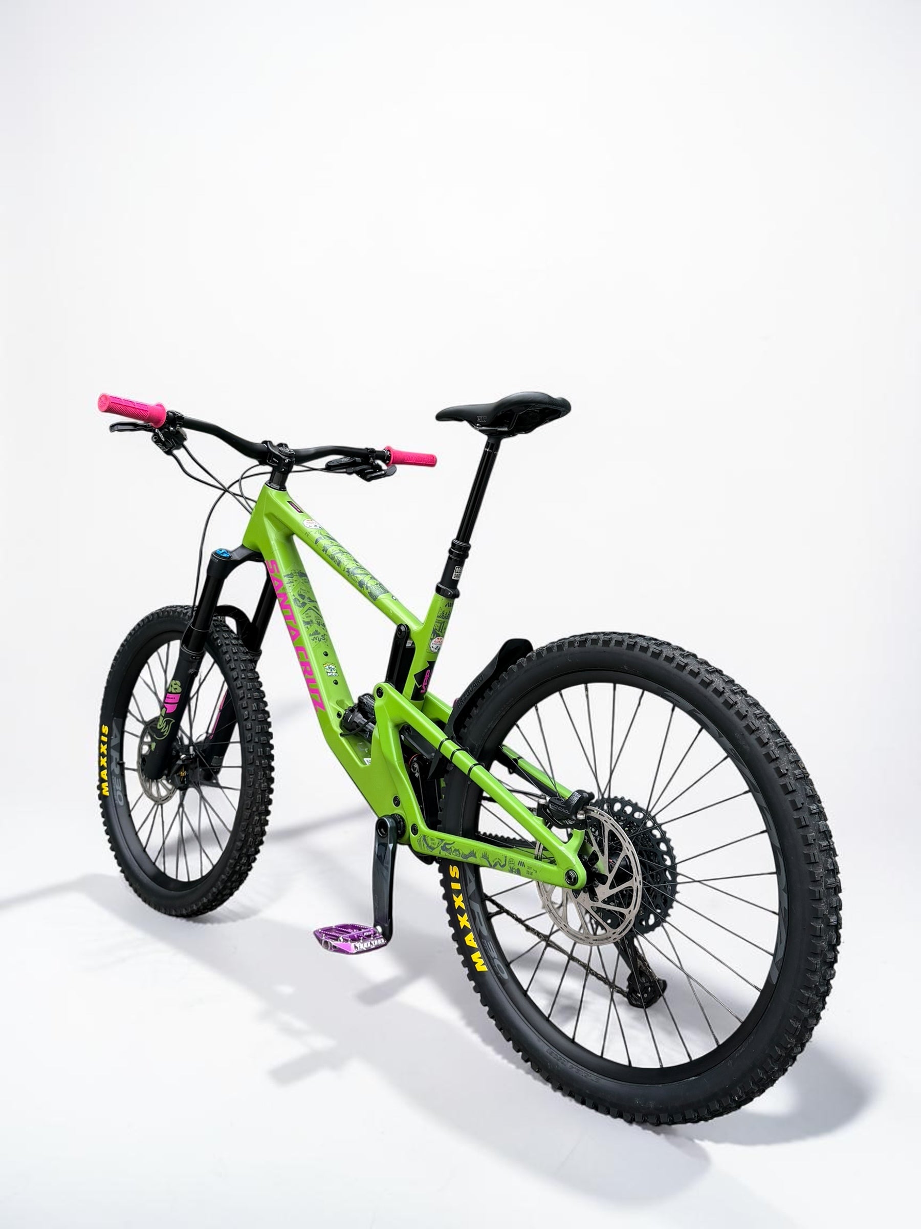 Large - Santa Cruz Nomad 5 C S - Adder Green