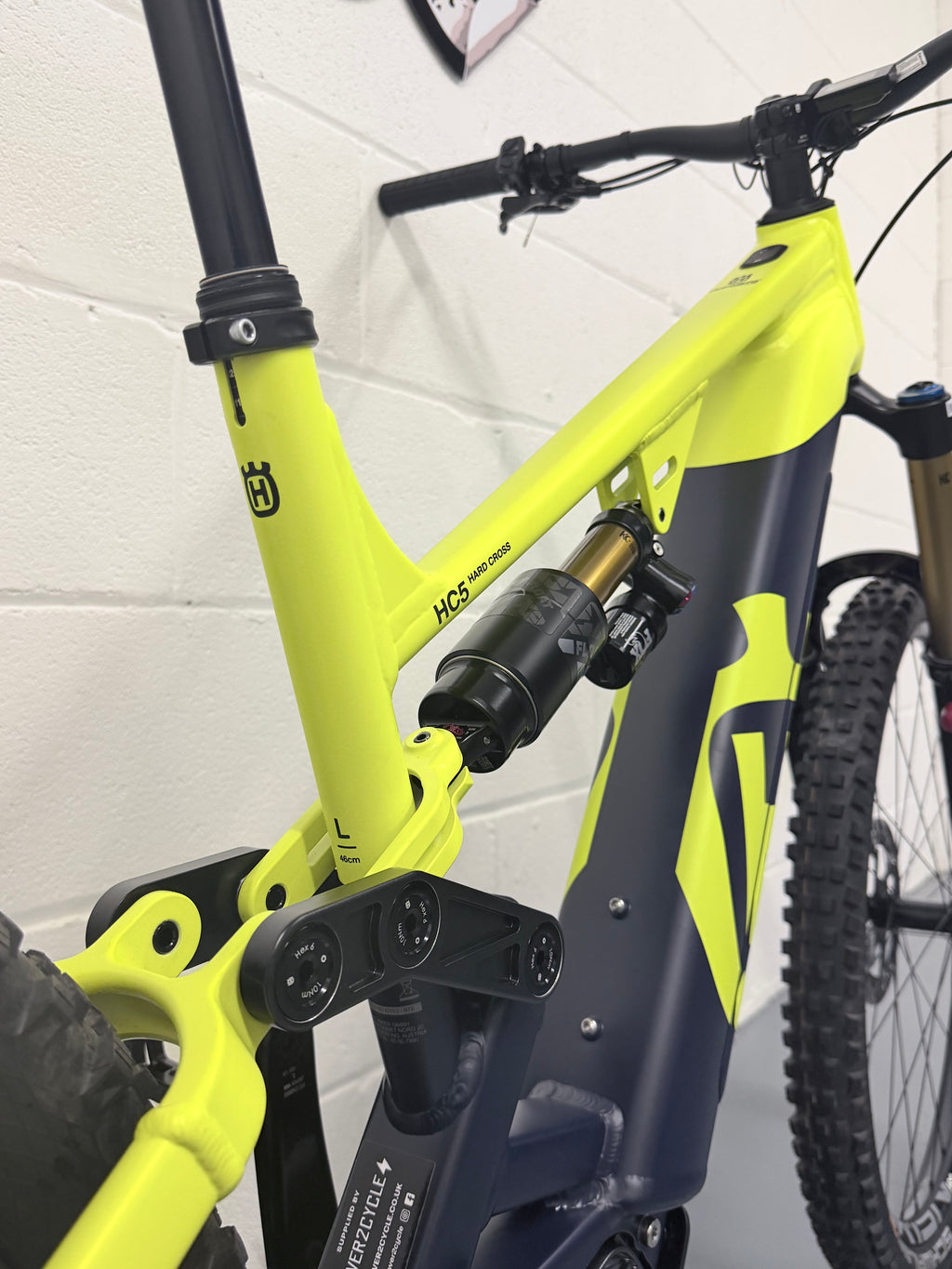 LARGE - 99 MILES! - HUSQVARNA HC5 FULL SUSPENSION ELECTRIC MOUNTAIN BIKE - EMTB - MTB