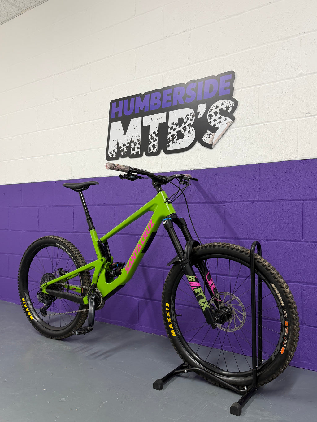 Large / 2022 Santa Cruz Nomad CS - Adder Green / MTB