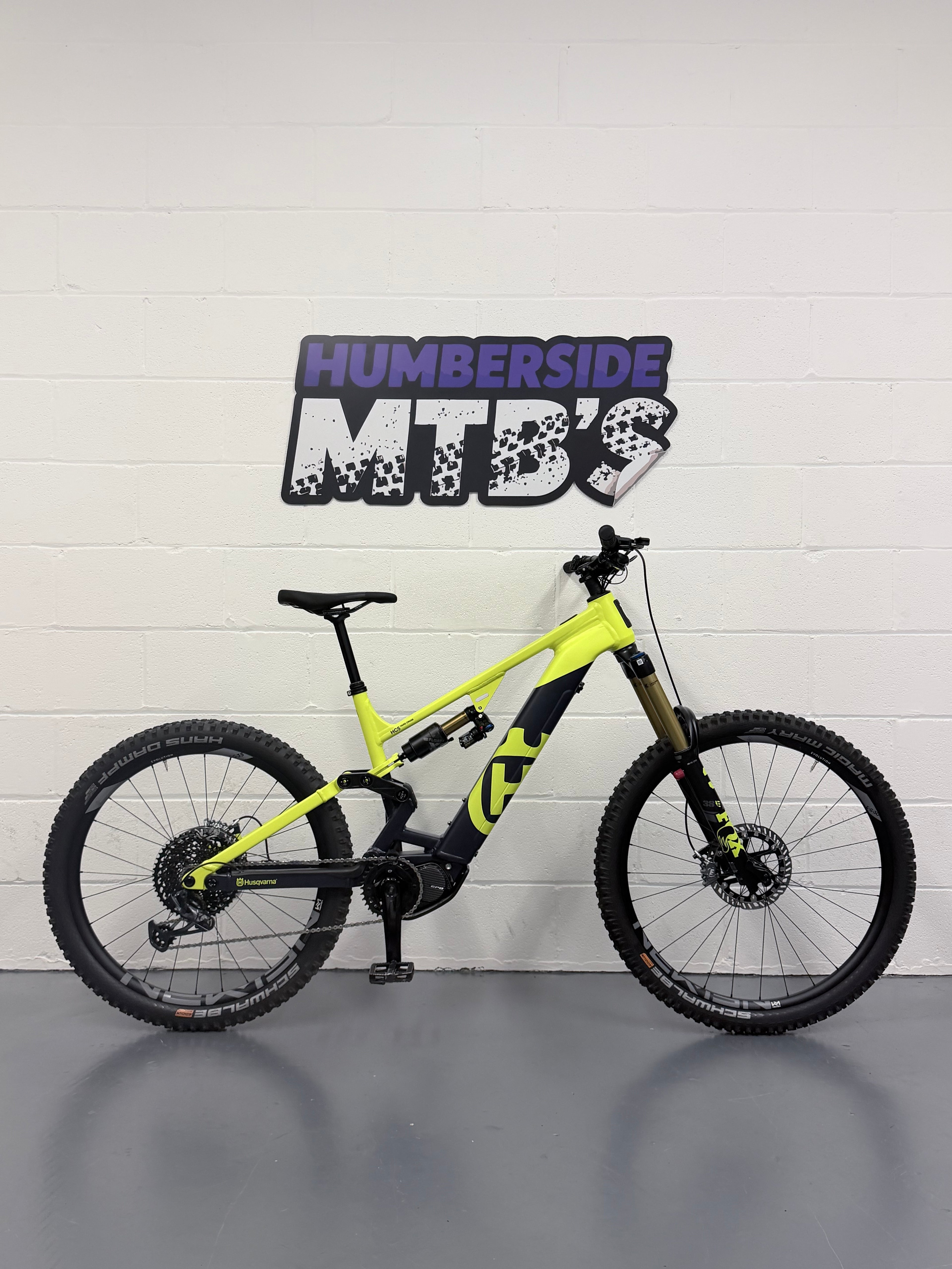 LARGE - 99 MILES! - HUSQVARNA HC5 FULL SUSPENSION ELECTRIC MOUNTAIN BIKE - EMTB - MTB