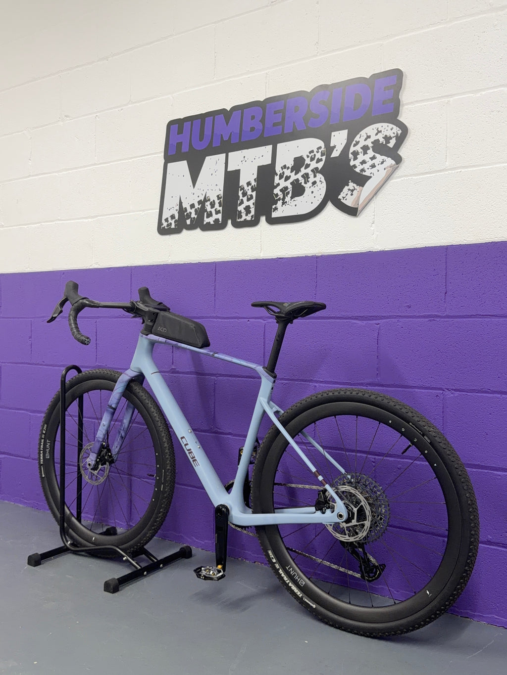 Medium - 2025 CUBE NUROAD C:62 EX CARBON - UPGRADED - GRAVEL BIKE