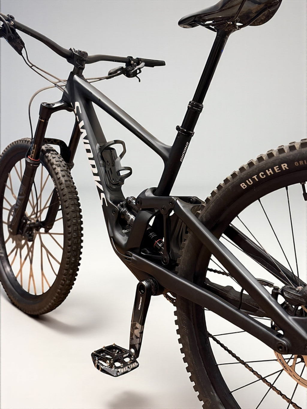 Medium S3 / Specialized S-Works Enduro Full Suspension Mountain Bike / MTB / 29er