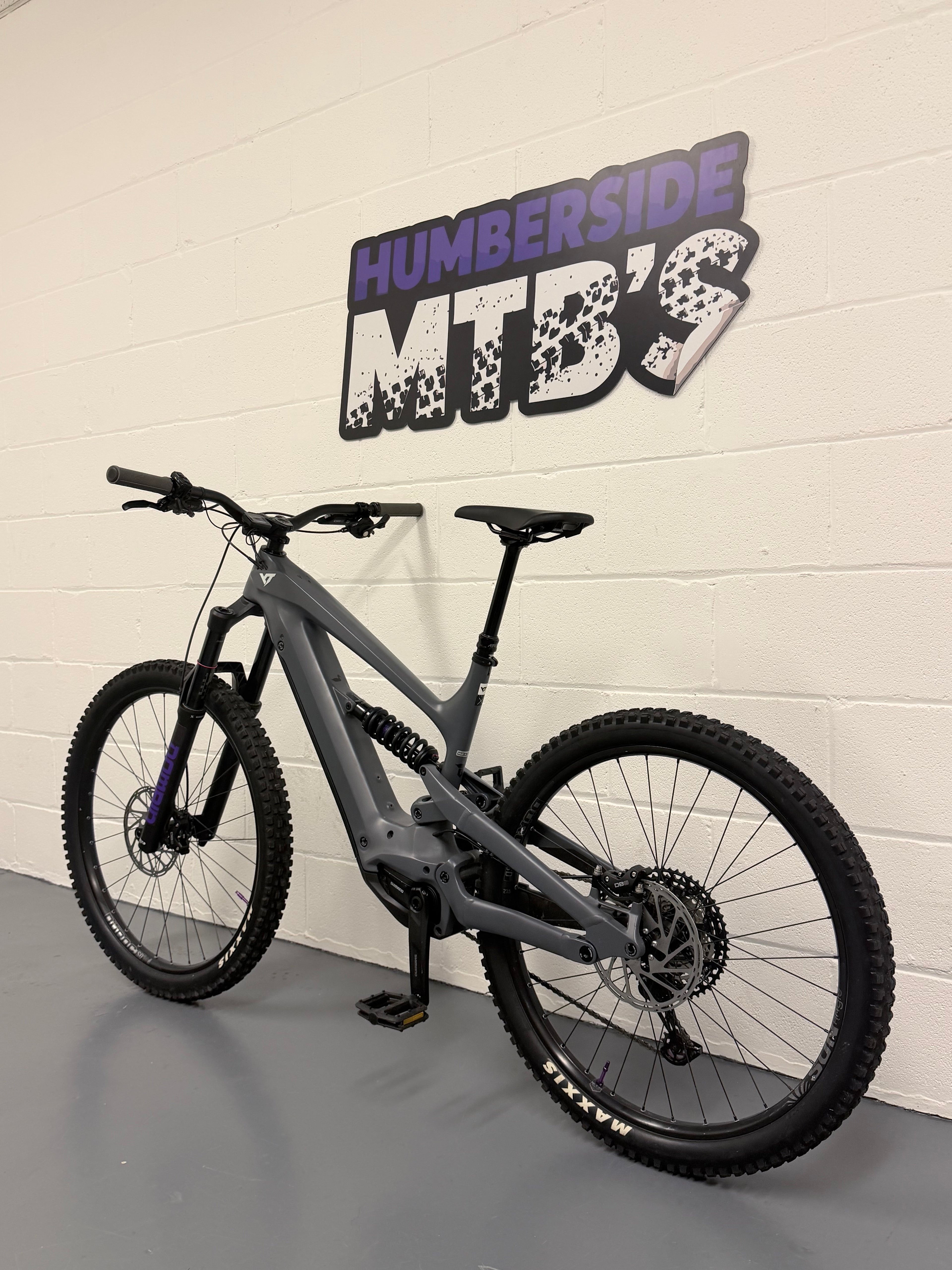 Large - 339 miles - 2024 YT Decoy MX Core 1 Full Suspension Electric Mountain Bike - EMTB - MTB