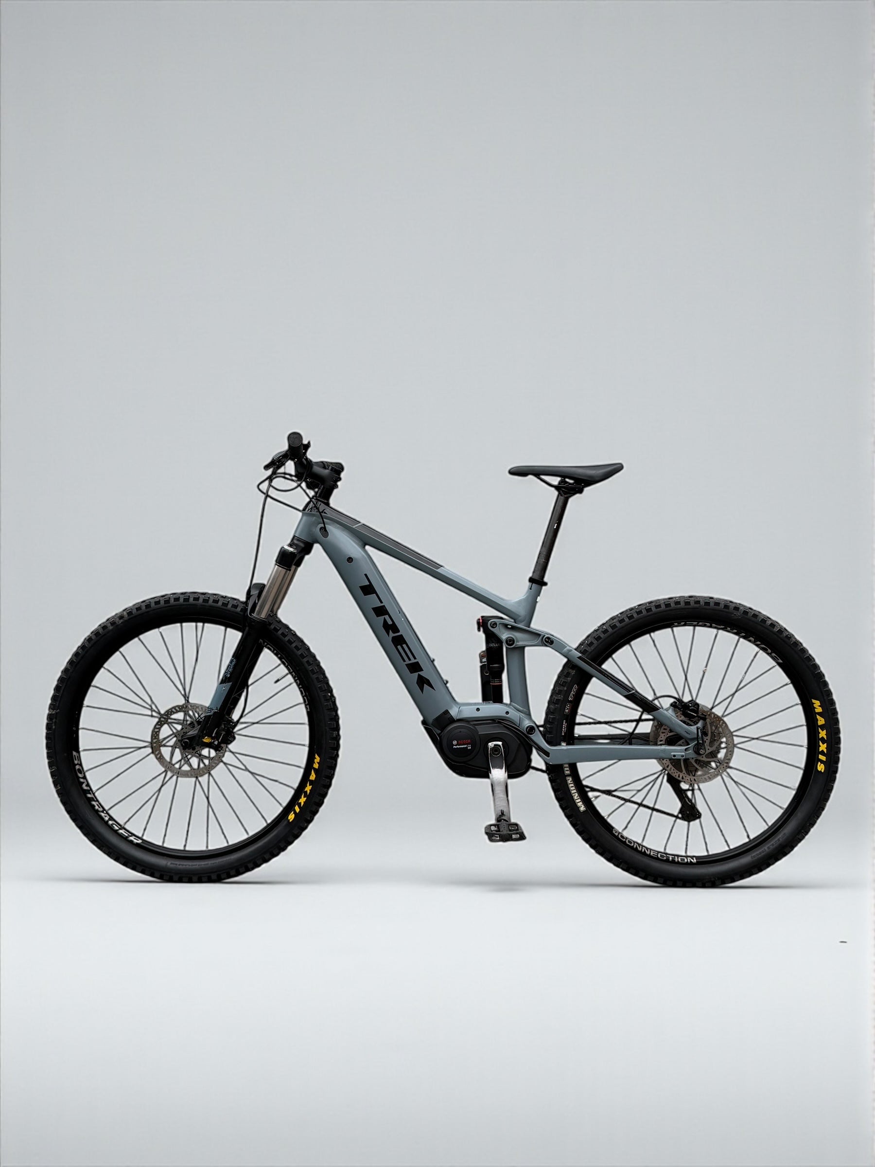 Medium / Trek Powerfly FS 4 Full Suspension Mountain Bike / EMTB / MTB