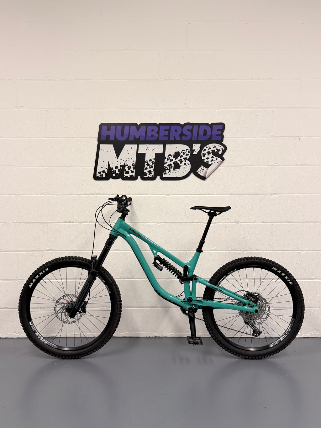Large - 2025 Saracen Ariel 80 Full Suspension Mountain Bike - MTB - UPGRADED