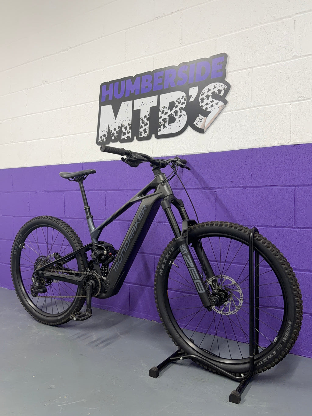 Medium / 2026 Mondraker Crafty Carbon S - 128 Miles Full Suspension Electric Mountain Bike / EMTB / MTB