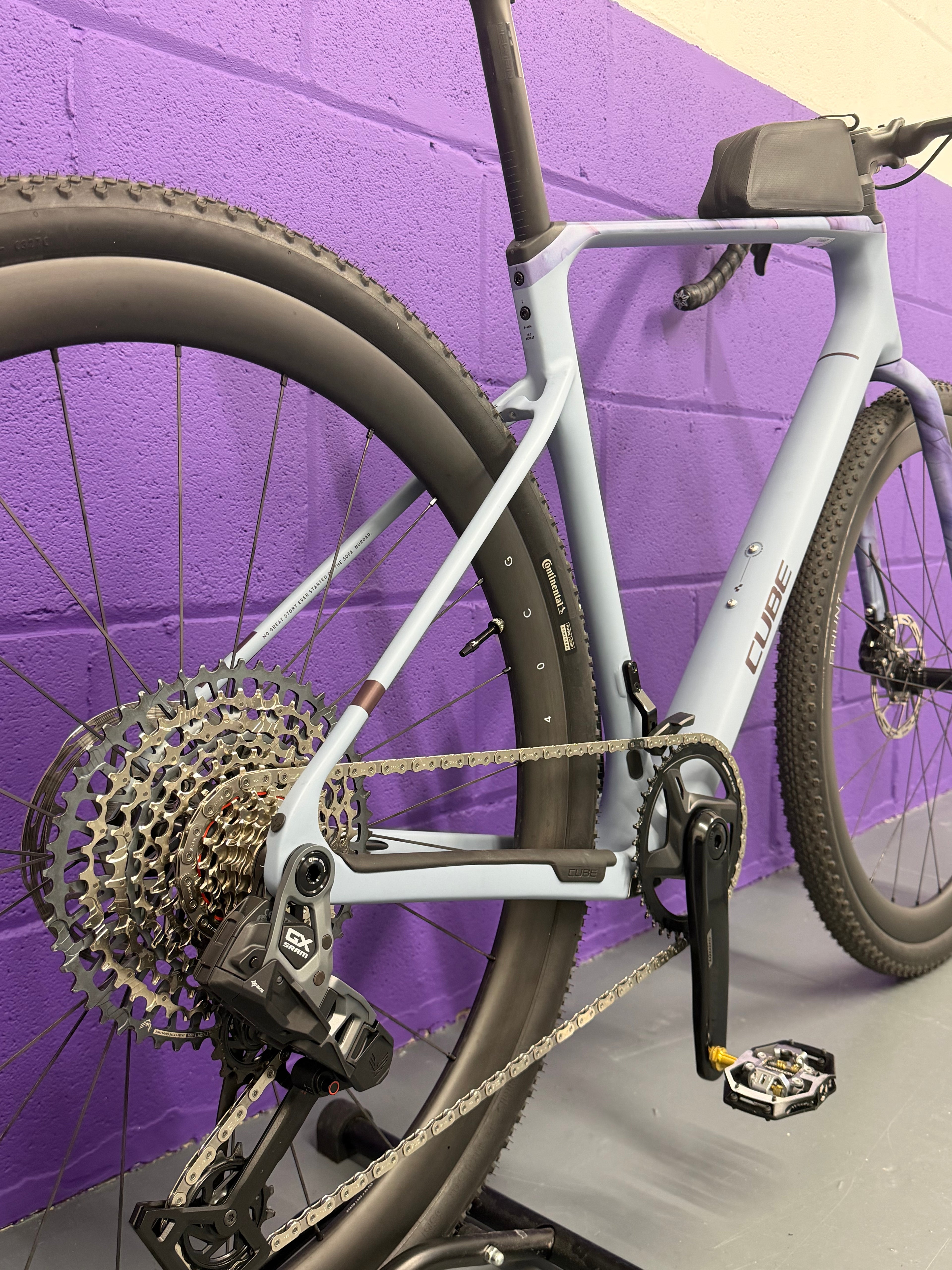 Medium - 2025 CUBE NUROAD C:62 EX CARBON - UPGRADED - GRAVEL BIKE