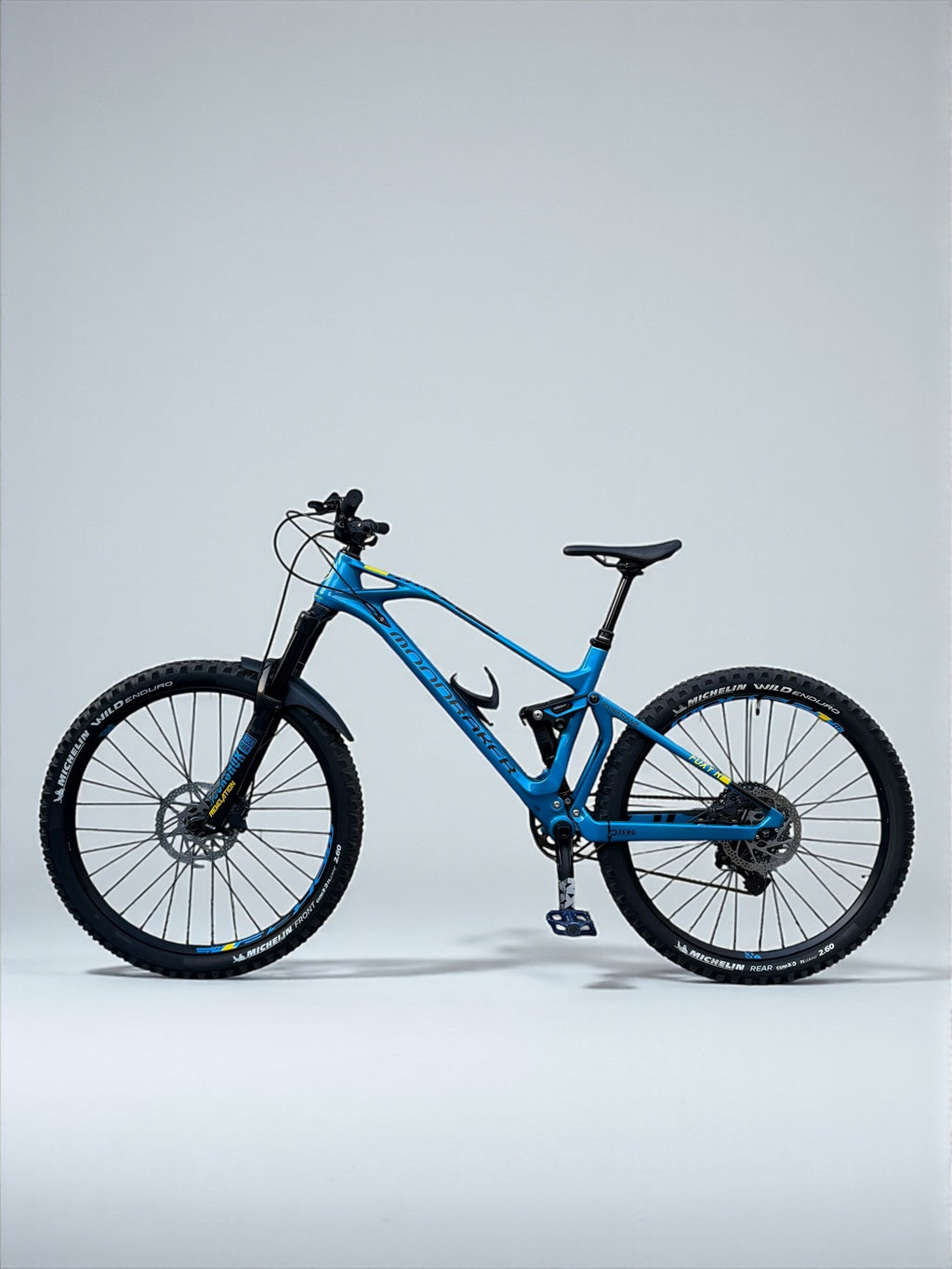 Medium / Mondraker Foxy Carbon R Full Suspension Mountain Bike / MTB / Rockshox