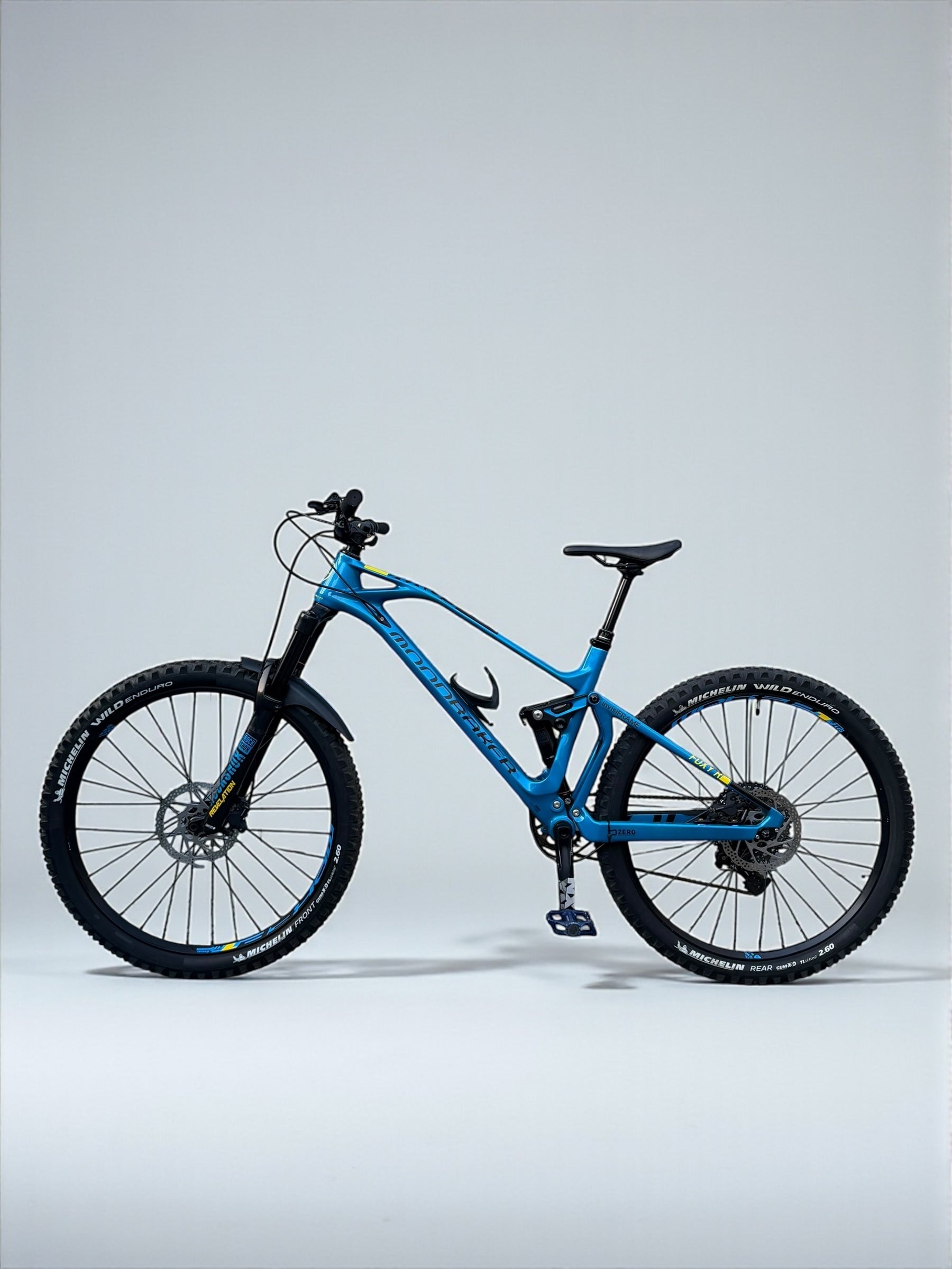 Medium / Mondraker Foxy Carbon R Full Suspension Mountain Bike / MTB / Rockshox