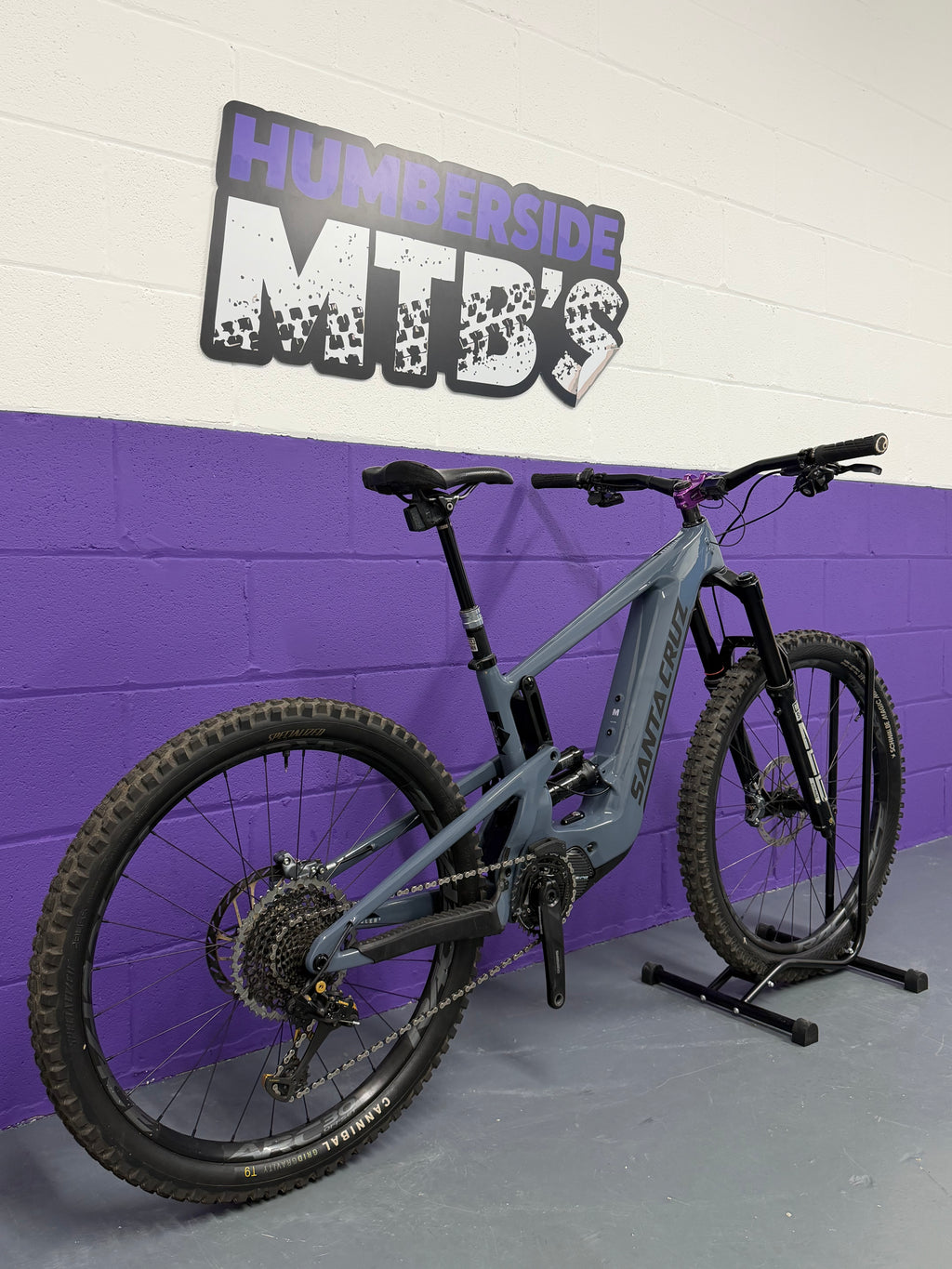 Medium / 2023 Santa Cruz Heckler C MX Full Suspension Electric Mountain Bike / EMTB / MTB