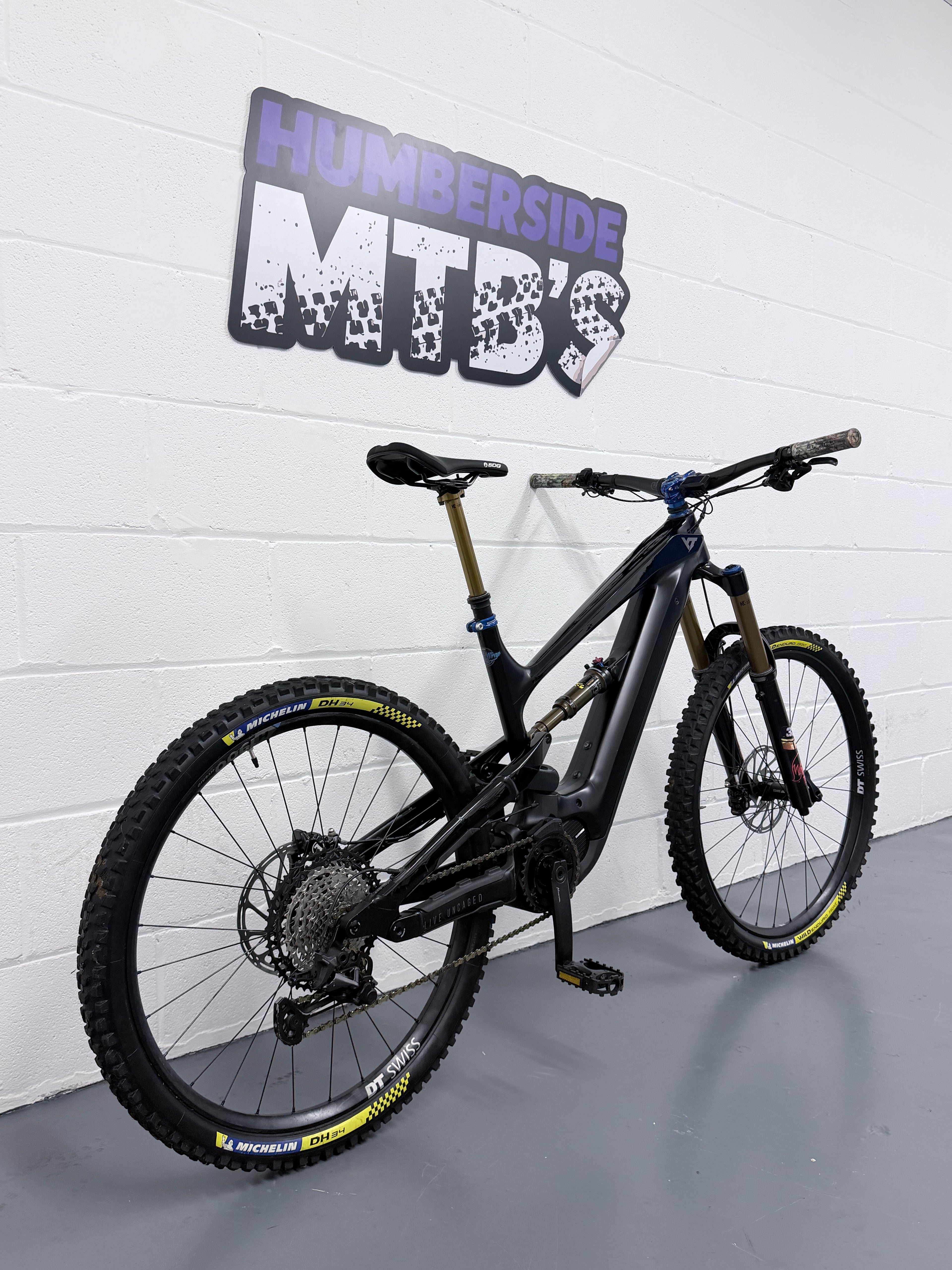 Large - 459 Miles - YT Decoy MX Full Suspension Electric Mountain Bike - EMTB - MTB